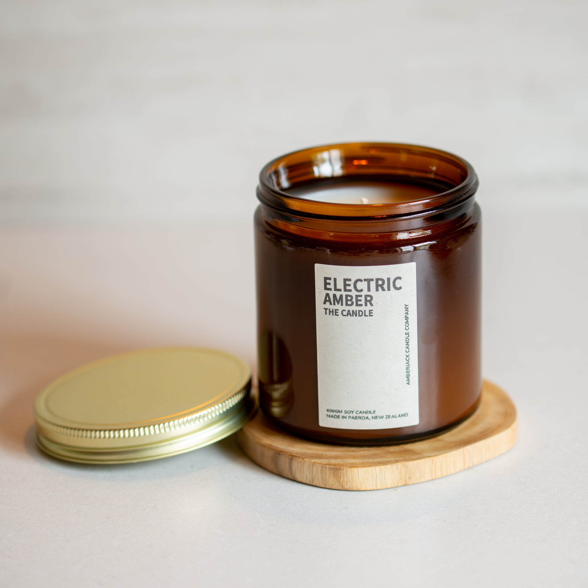 Amberjack Candle | Electric Amber | Large