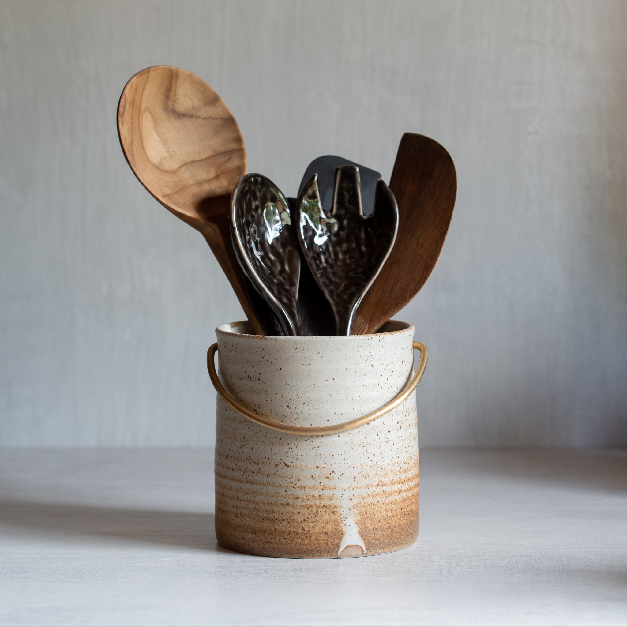 Anna Campbell | NZ Ceramics | Utensil Holder with Brass Handle | Rustic Brown