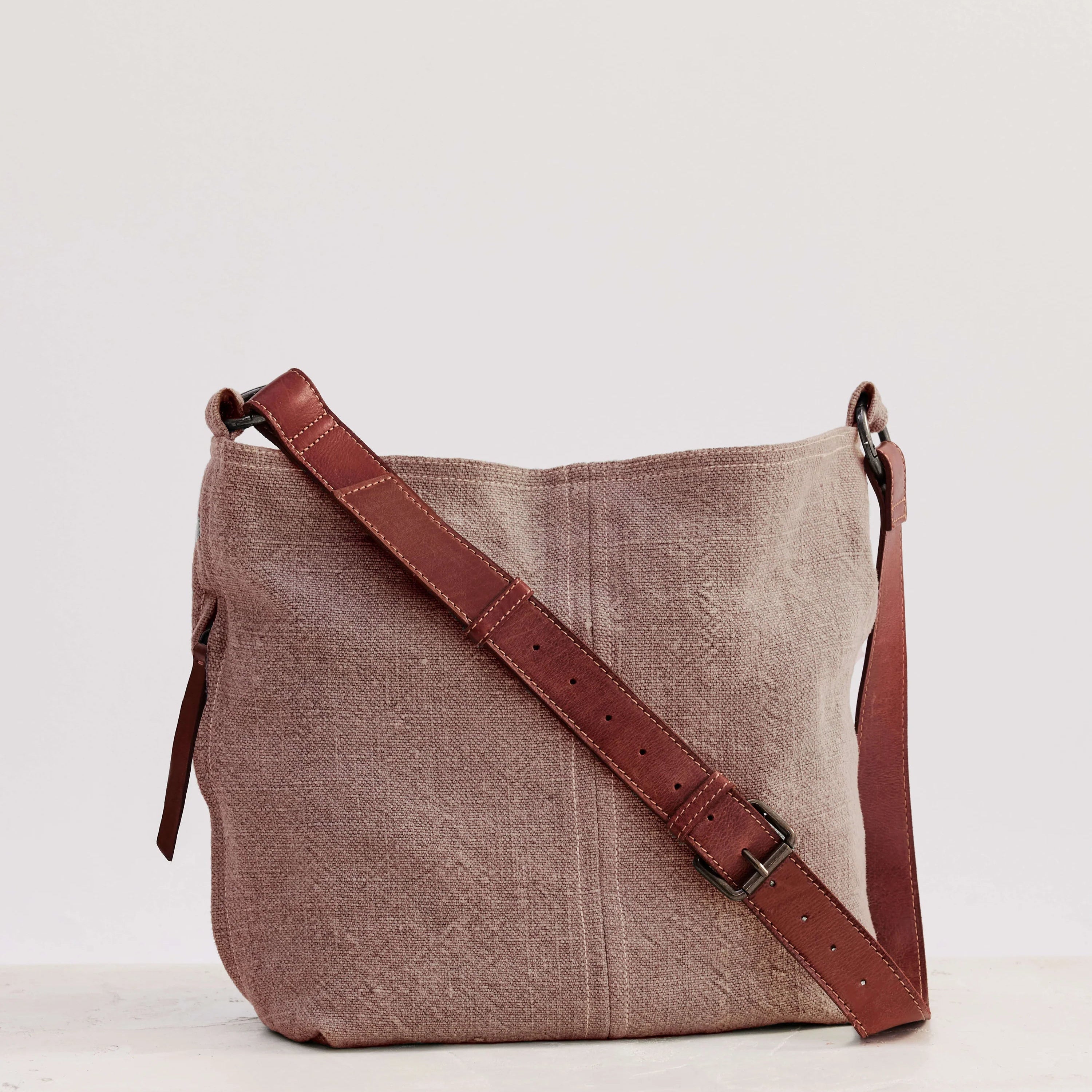Juju & Co. | Baby Jute Slouchy Bag | Rosewood