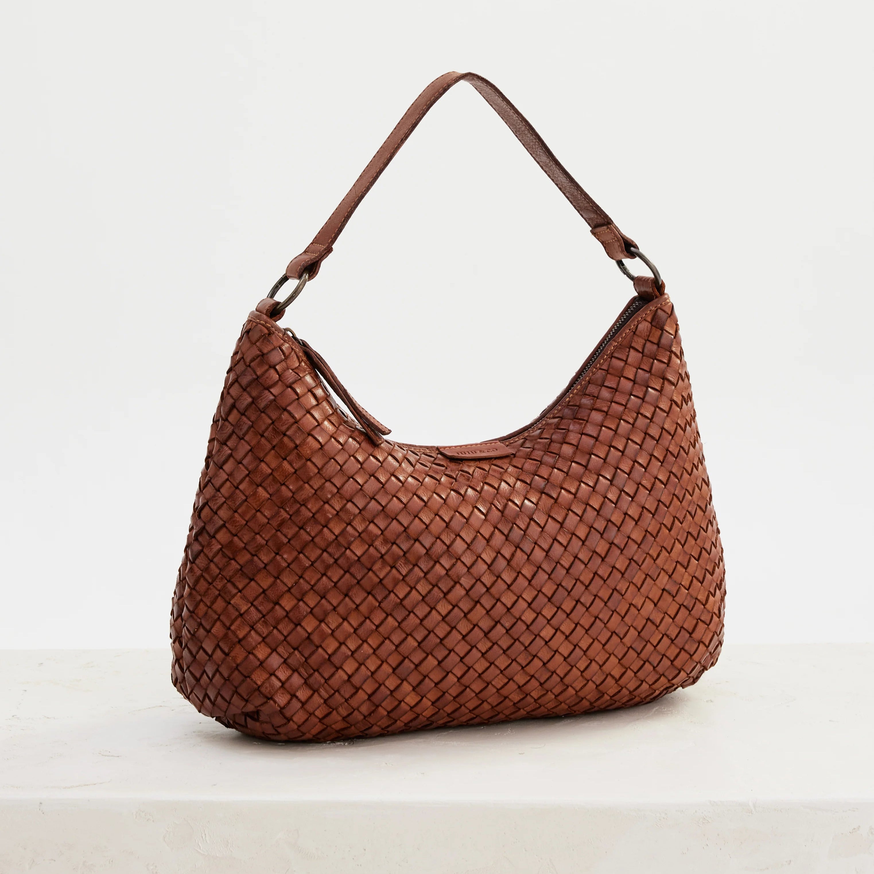 Juju & Co. | Leather Basque Slouchy | Amber