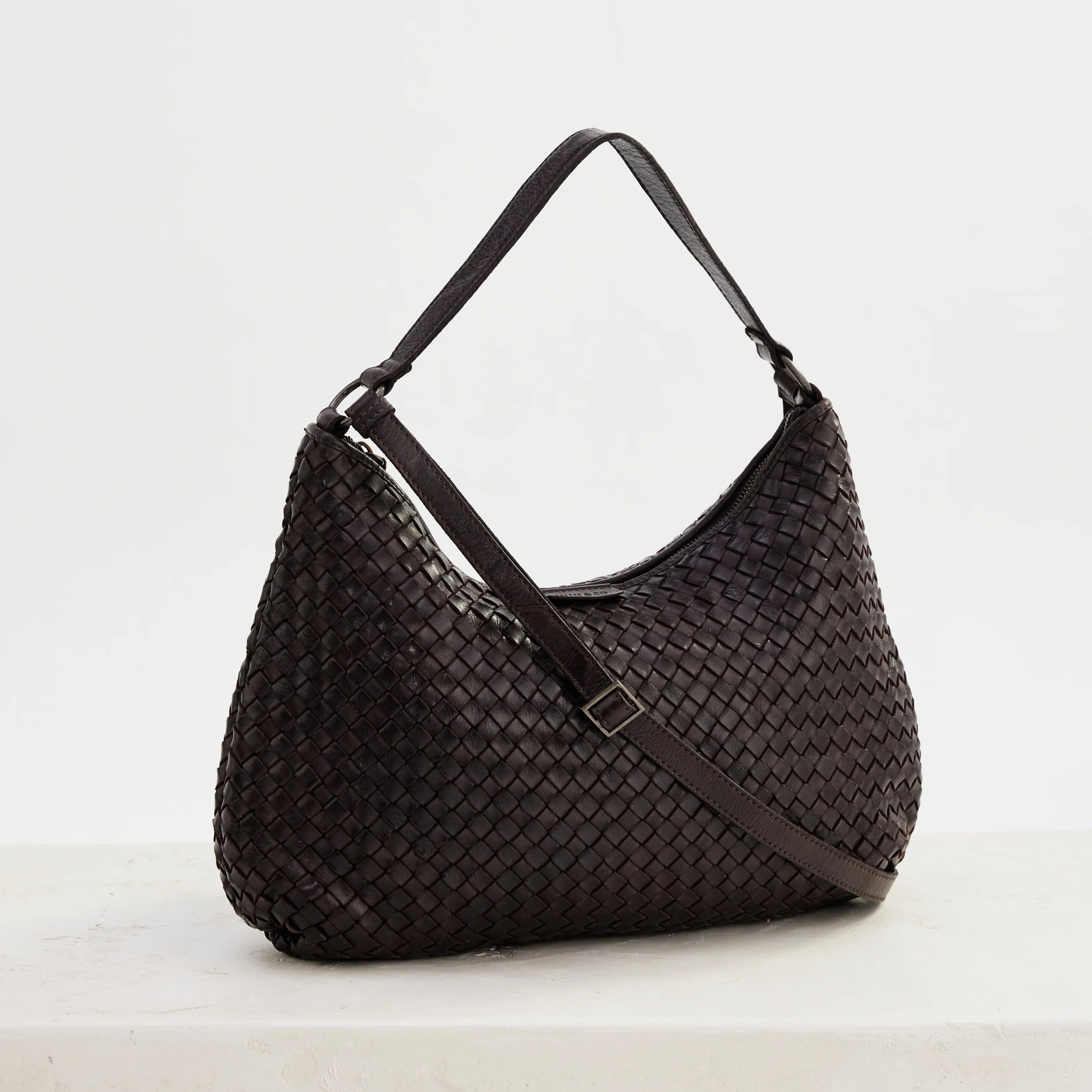 Juju & Co. | Leather Basque Slouchy | Chocolate