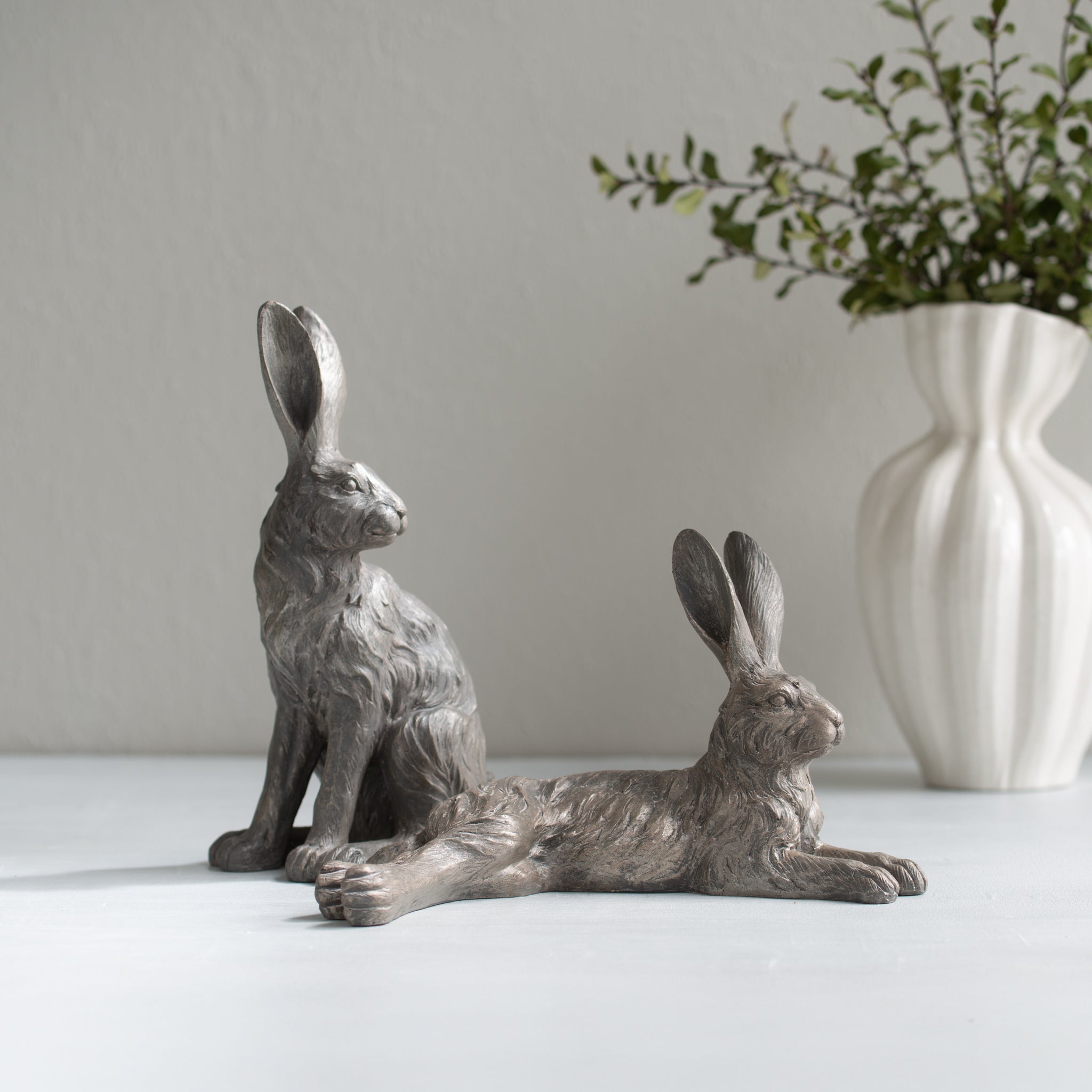Country Hares | Medium | Pair