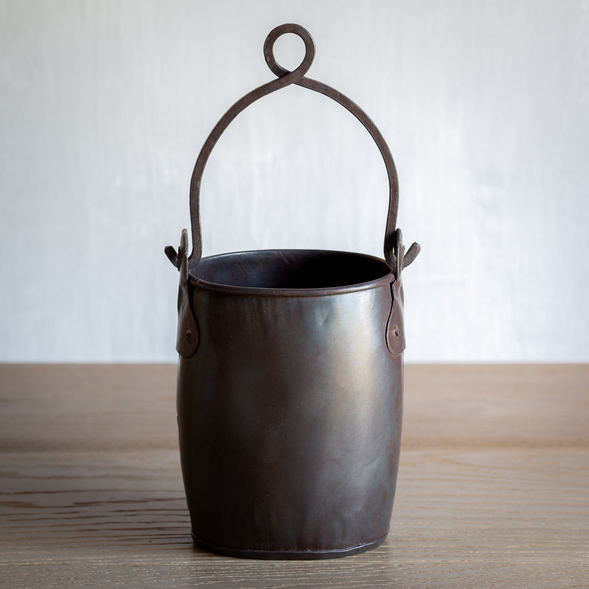 Doli Bucket | Black