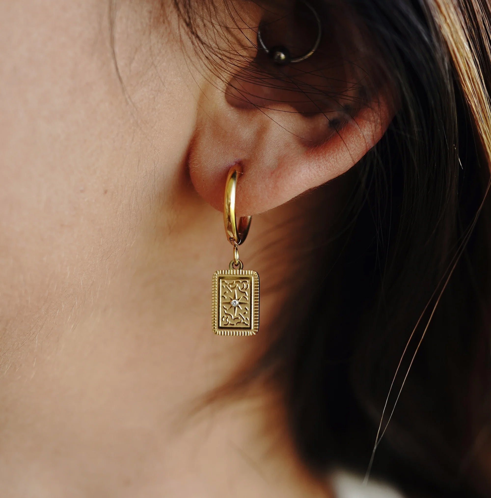 Elsa Huggie Earrings