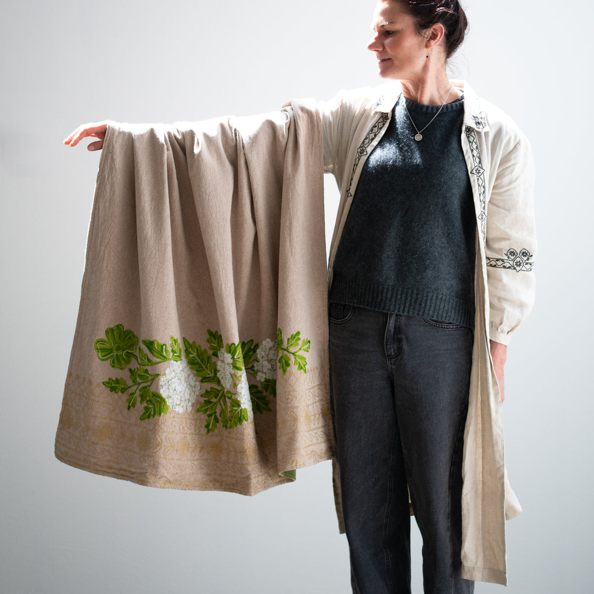 Embroidered Throw | Hydrangea