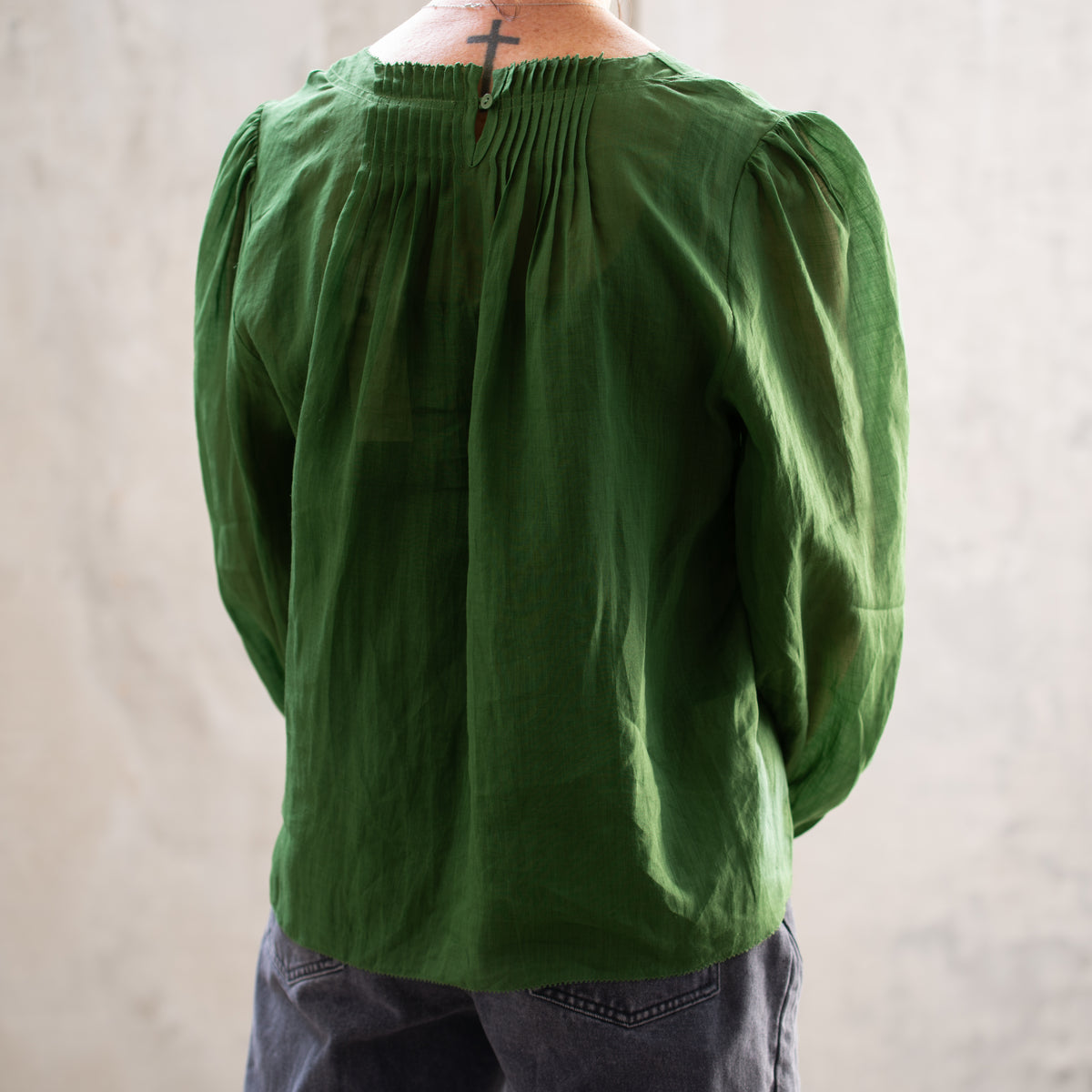 Long Sleeve Pintuck Top | Ariel | Moss