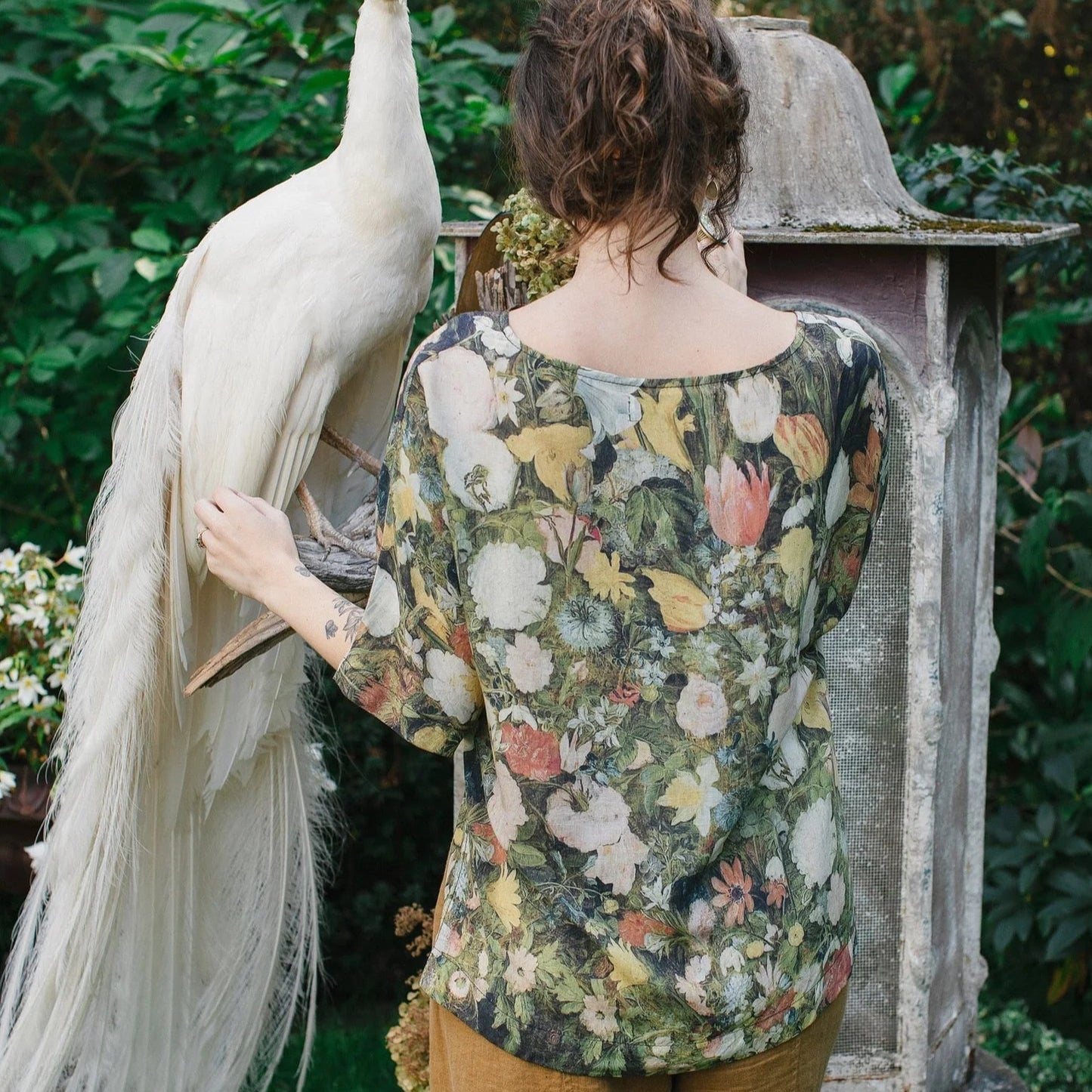 Luxe Tee | I Dream in Flowers