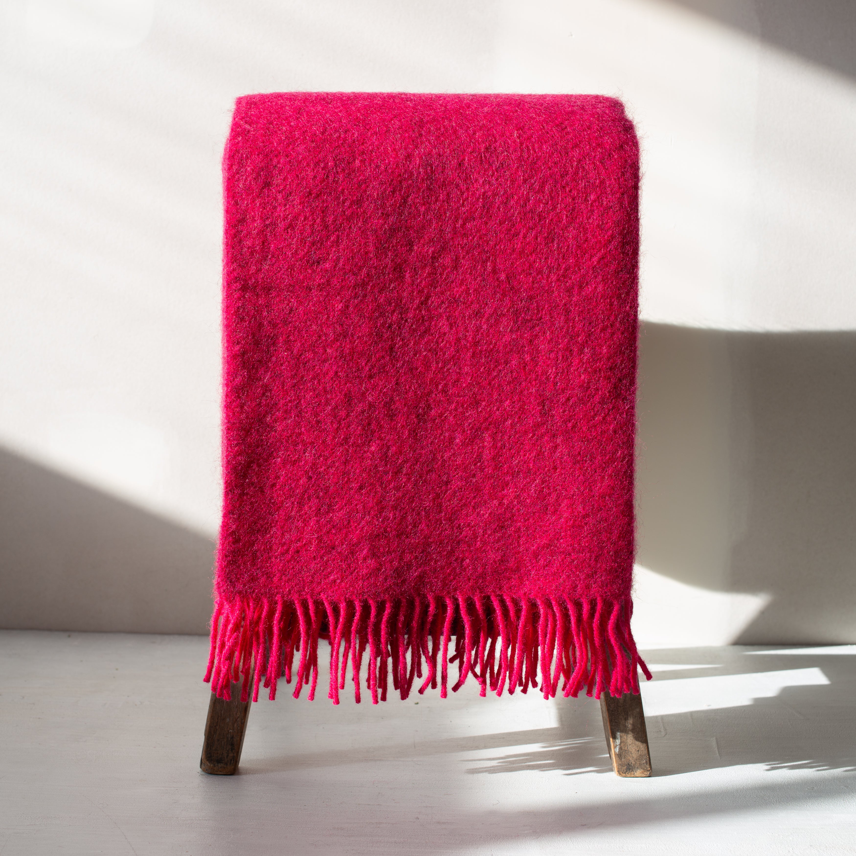 Klippan NZ Wool Blanket | Gotland | Cerise