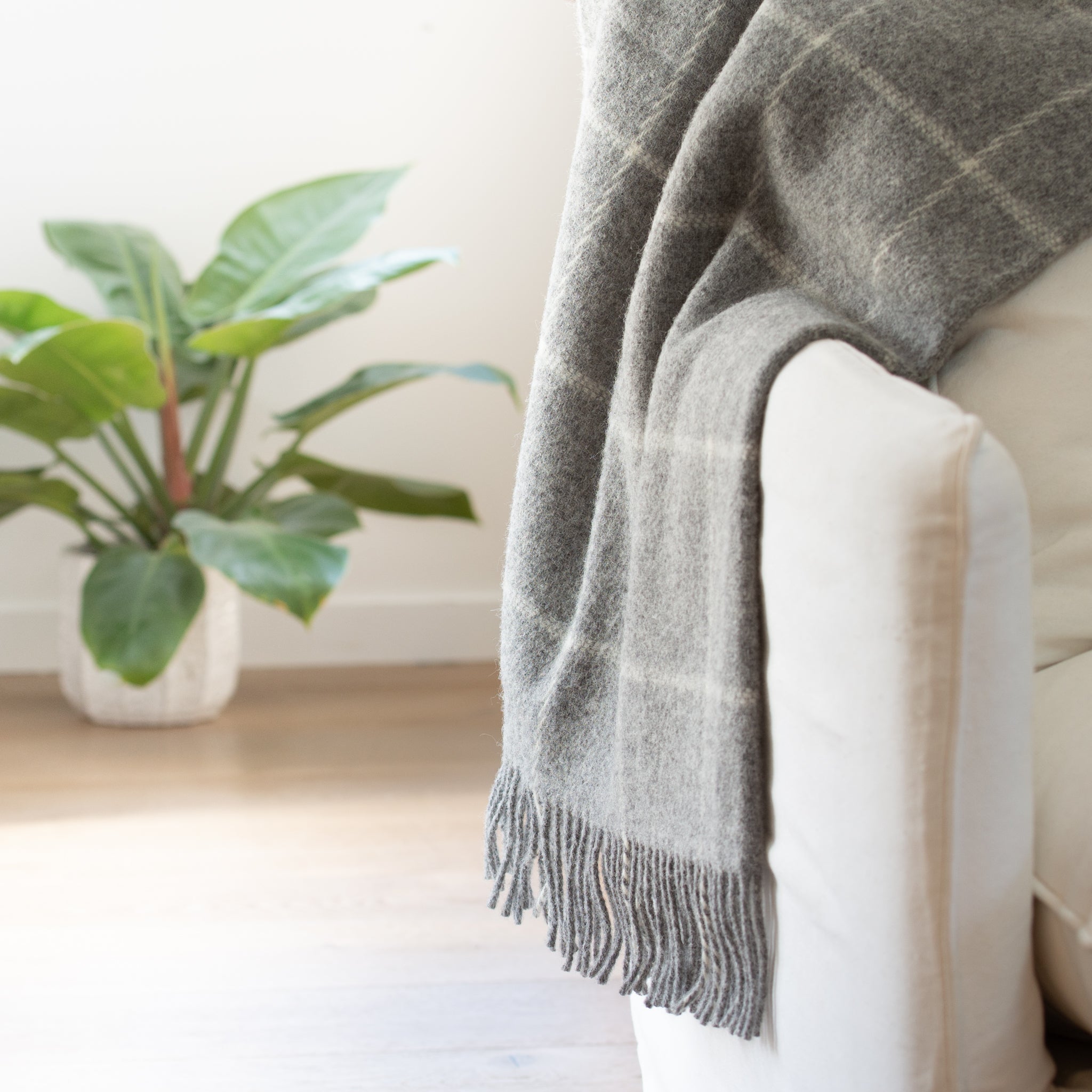 Klippan NZ Wool Blanket | Vinga Light Grey