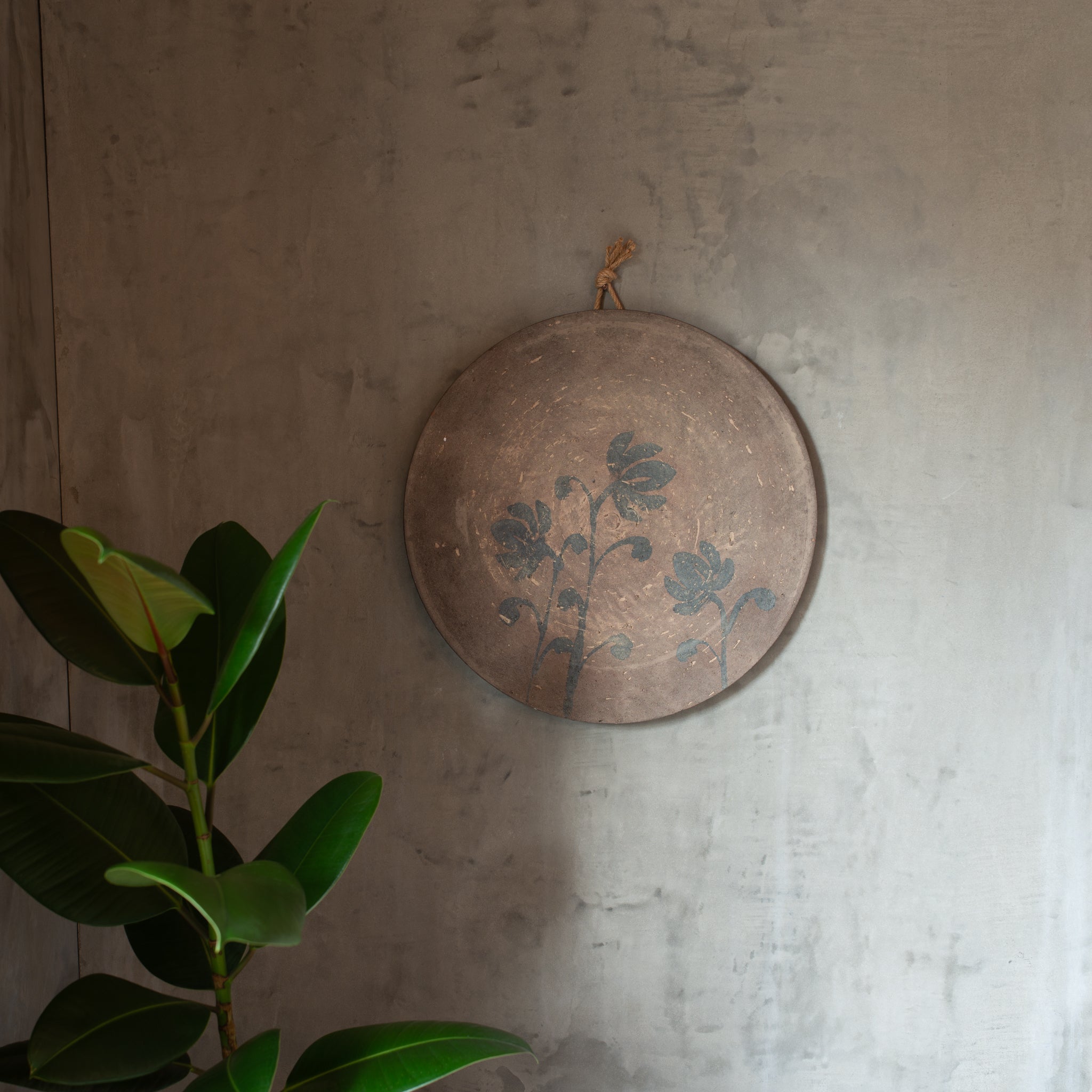 Maia Terracotta Wall Plate | Large