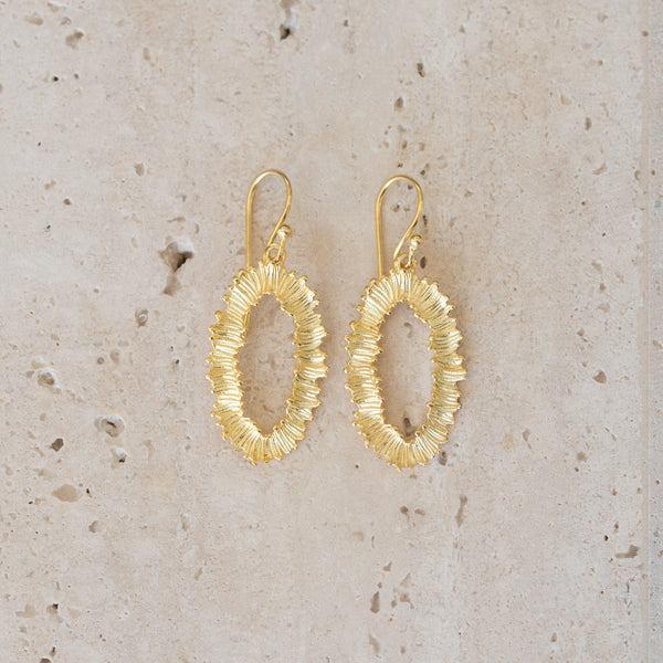 M+P | Feathered Almond Earrings | Gold