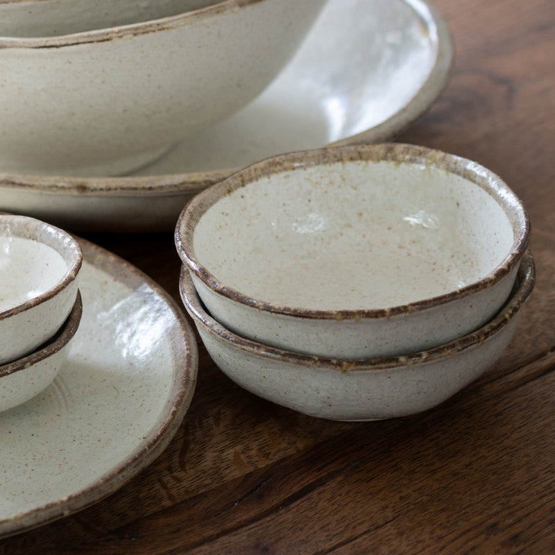 Japanese Ceramics | Shirokaratsu | Medium Dish