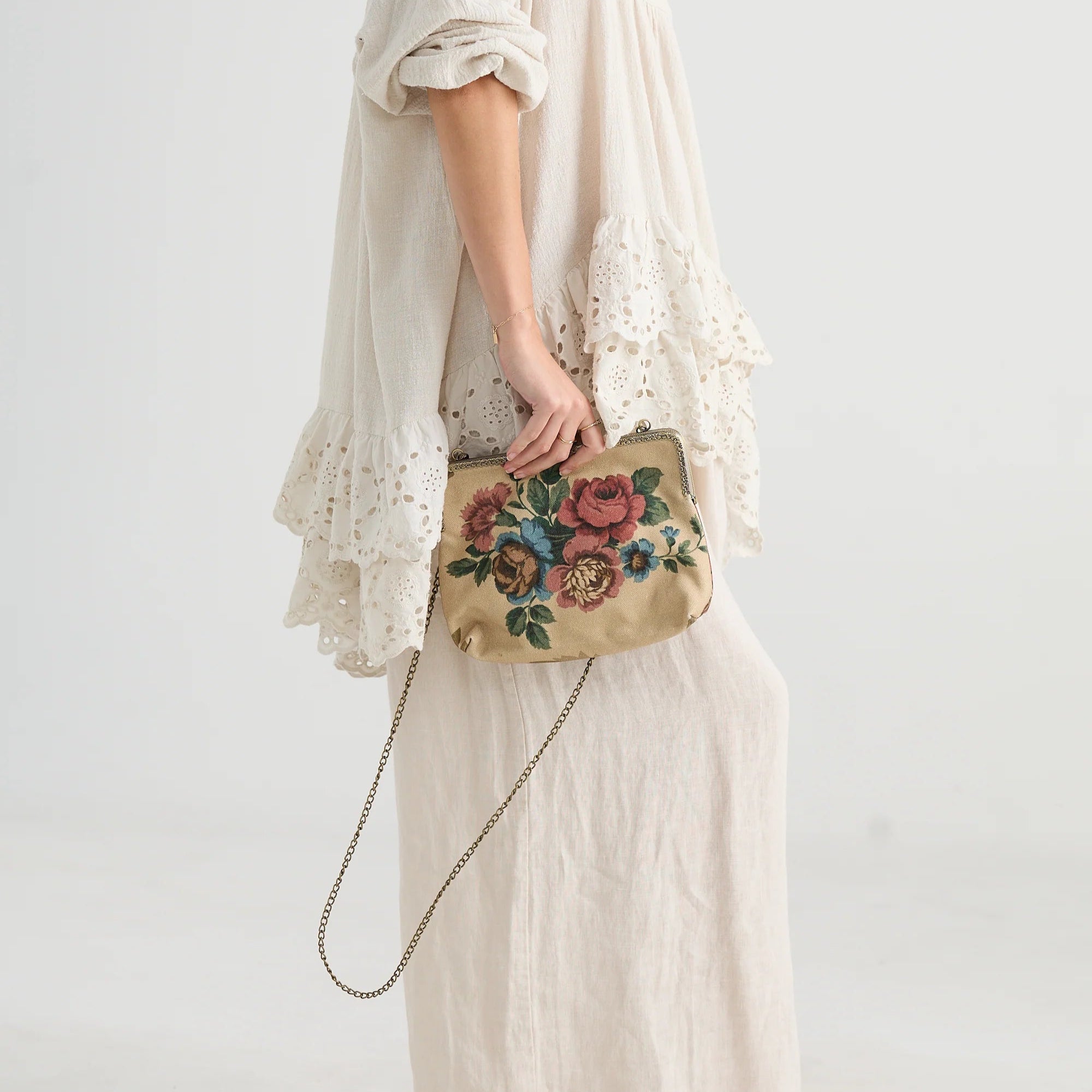 Nightingale Purse | Rose Bouquet