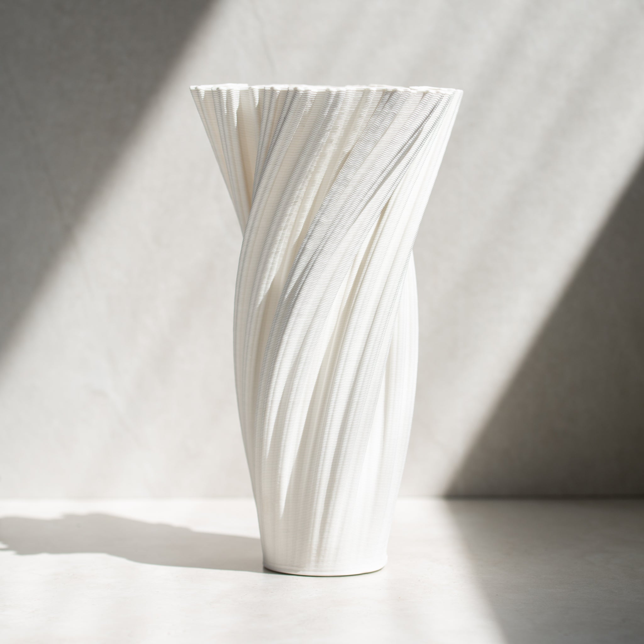 Molley Vessel | Ivory