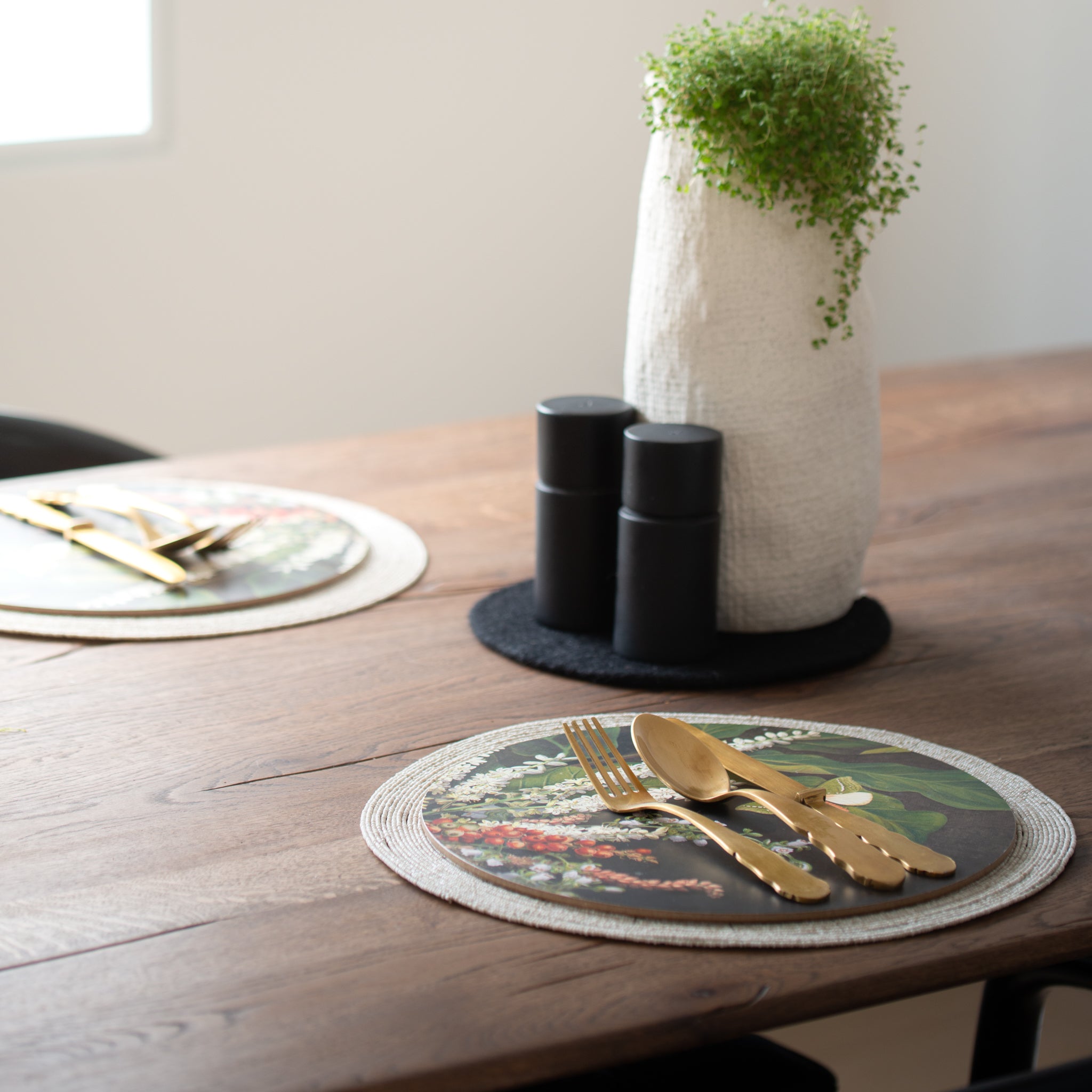 Nikau Berries NZ Placemat