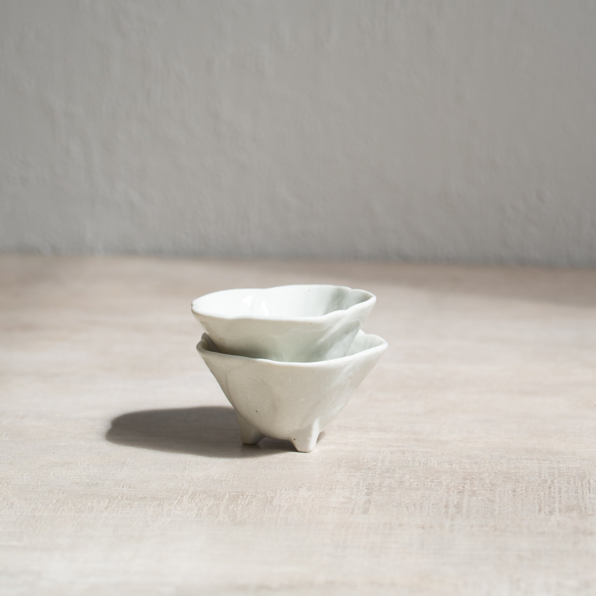 Japanese Ceramics | Petal Footed Dish | Milk White | Set/2