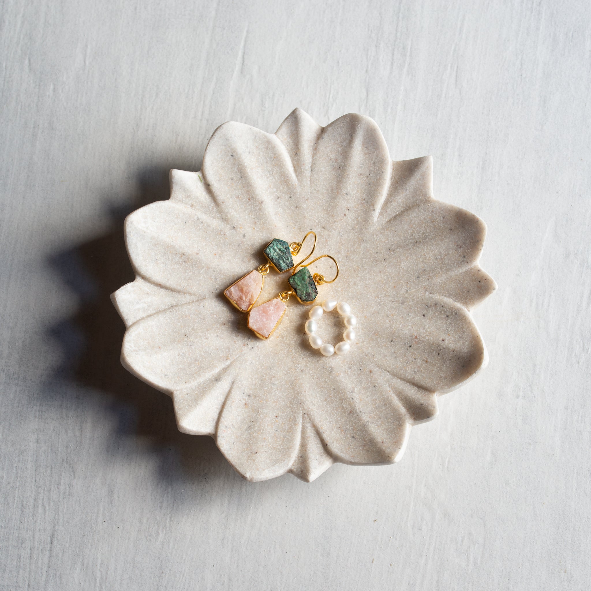 Petalo Sandstone Plate