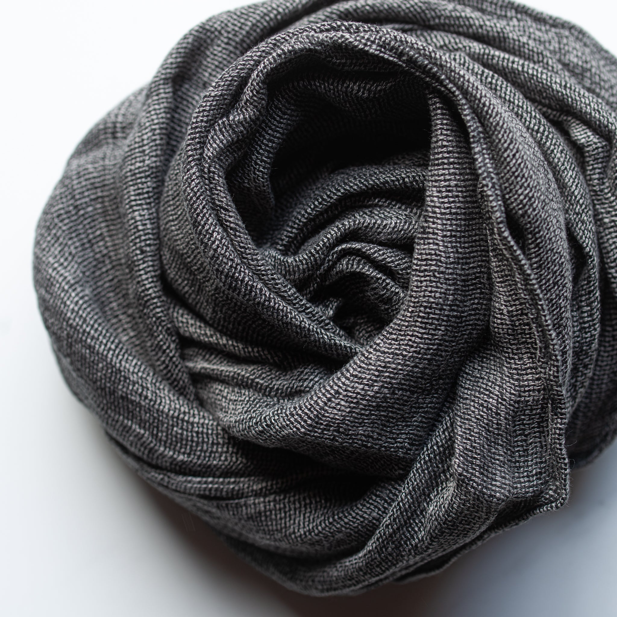Mesh Linen Scarf | Black + White
