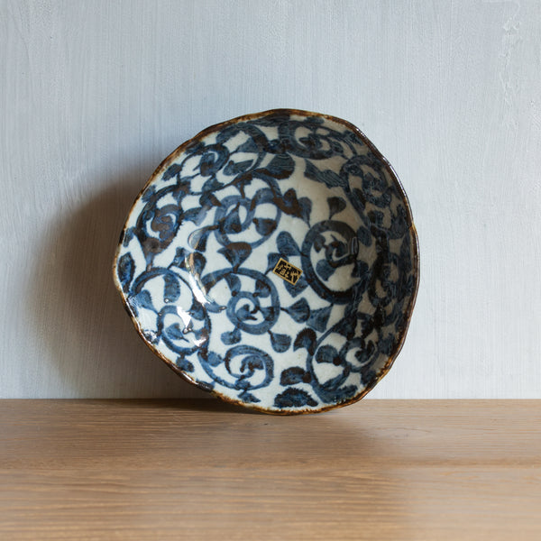 Japanese Ceramics | Sometsuke Karakusa Bowl | Medium