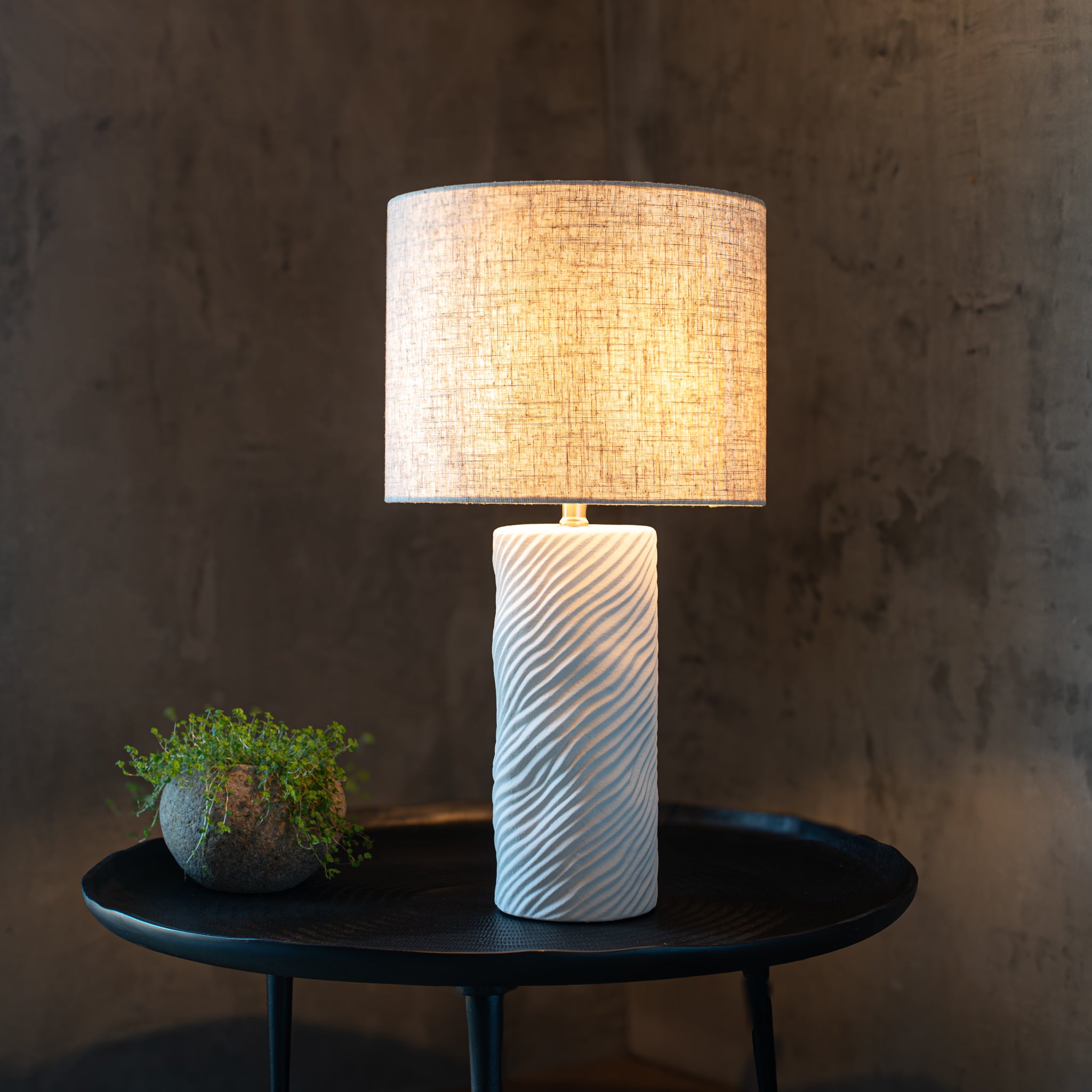 Tide Ceramic Lamp