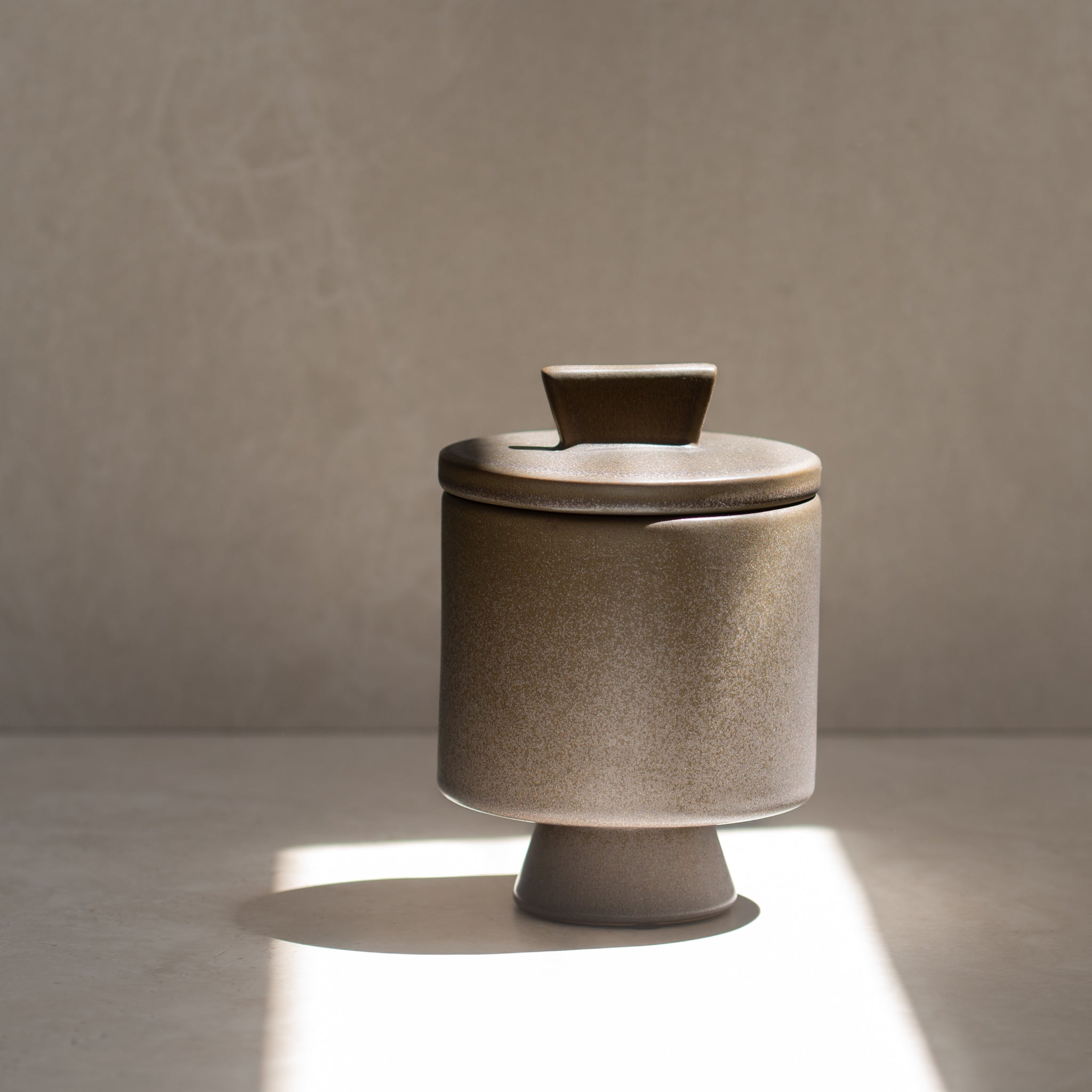 Tula Stoneware Cannister | Brown