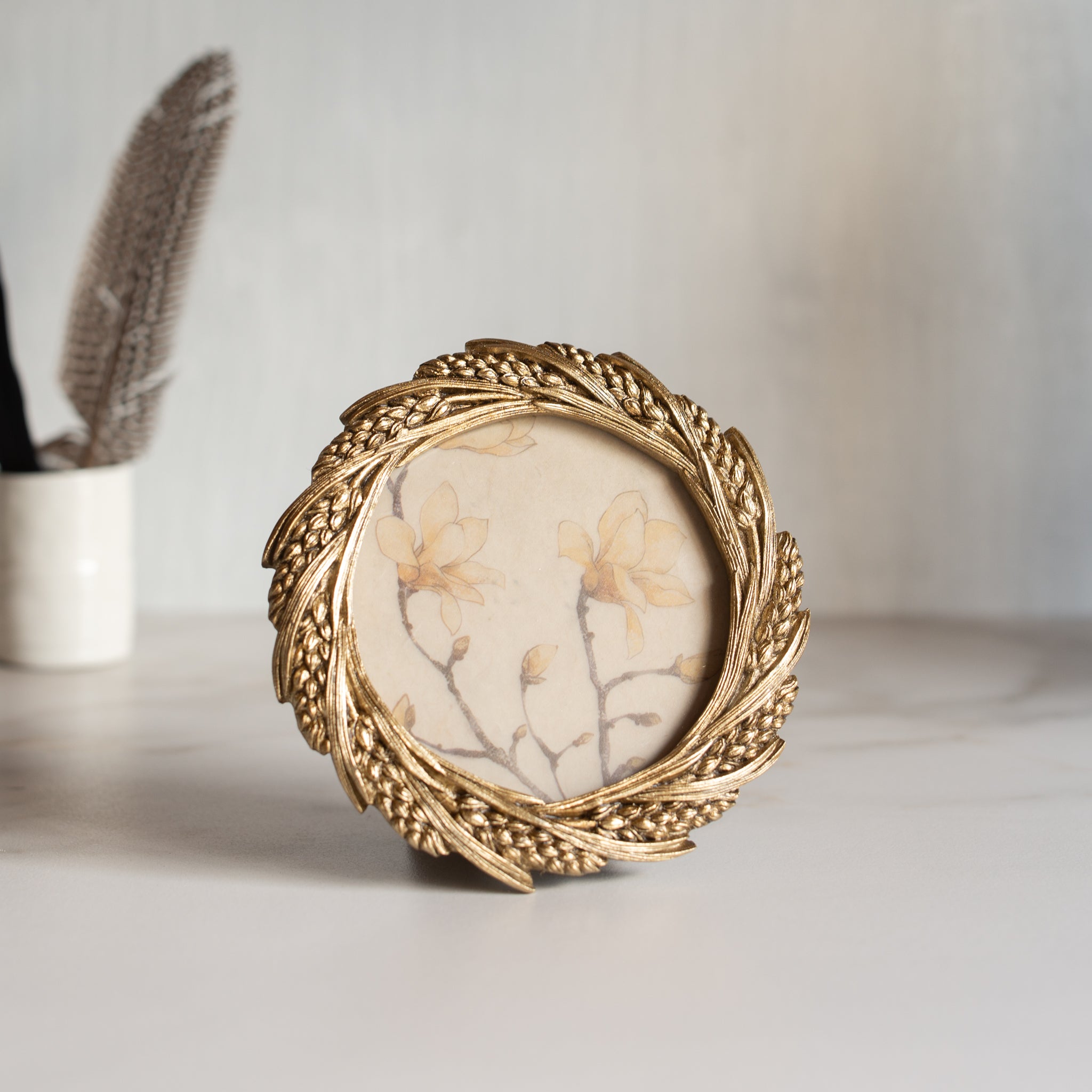 Round Photo Frame | Wheat | Gold
