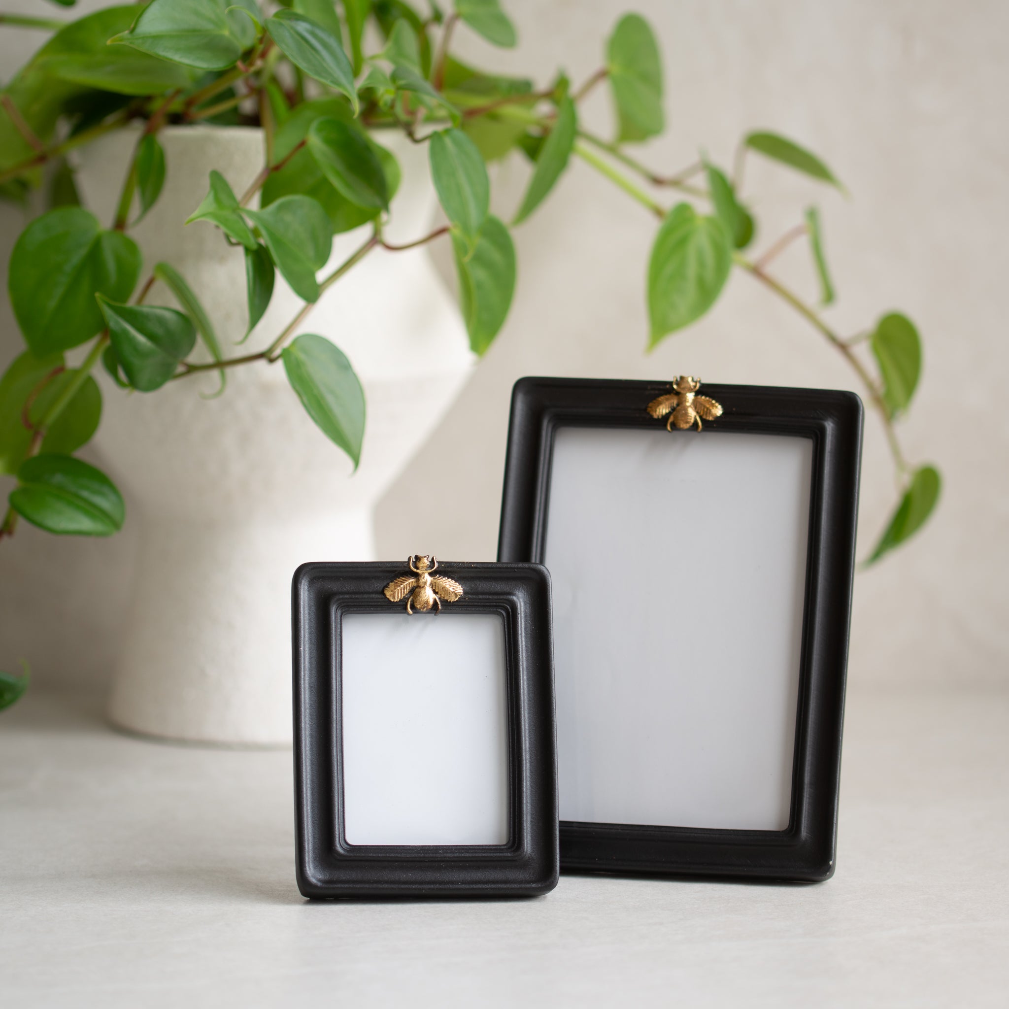 Black Photo Frame | Gold Bee | Small