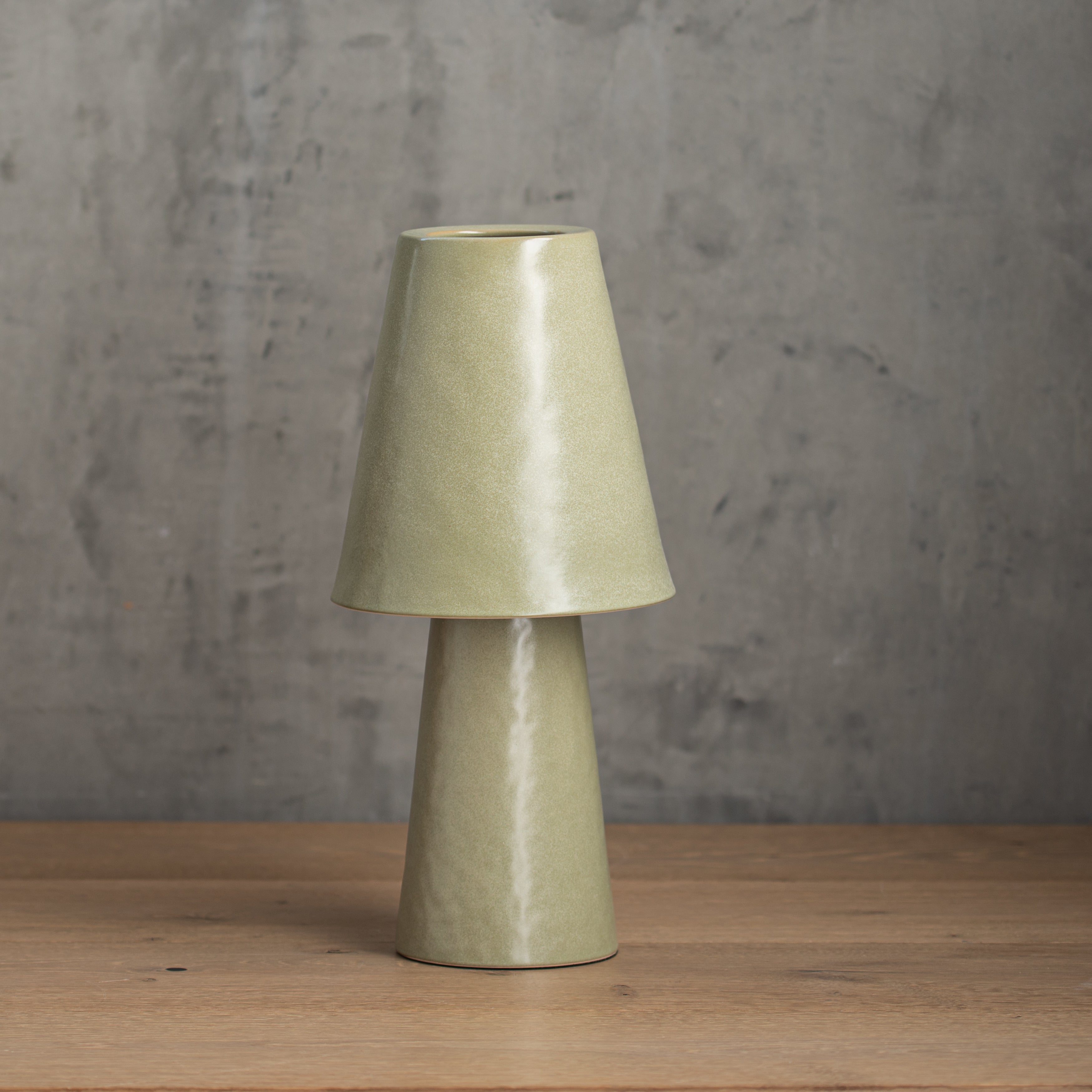Honora Ceramic Lamp | Green