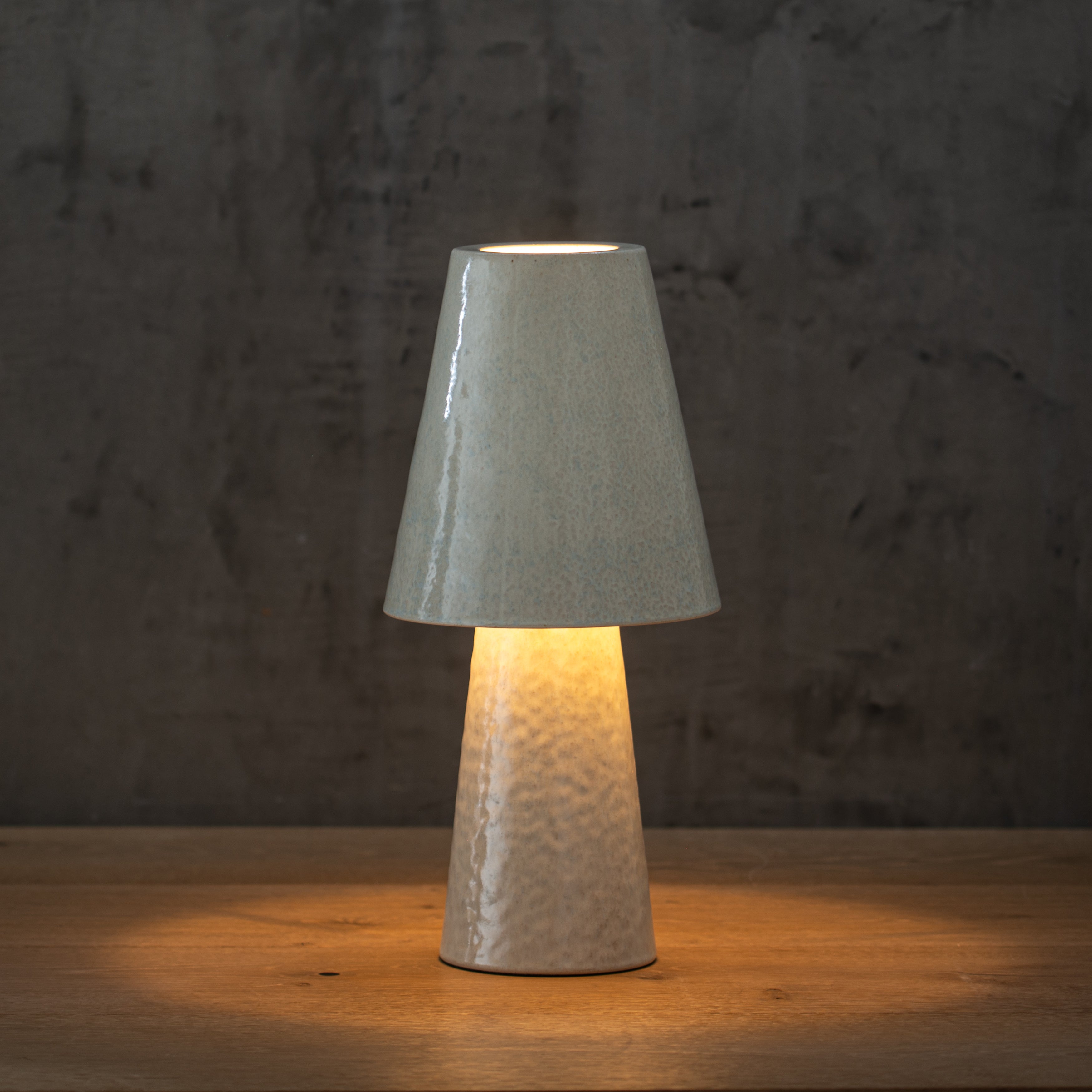 Honora Ceramic Lamp | Ivory