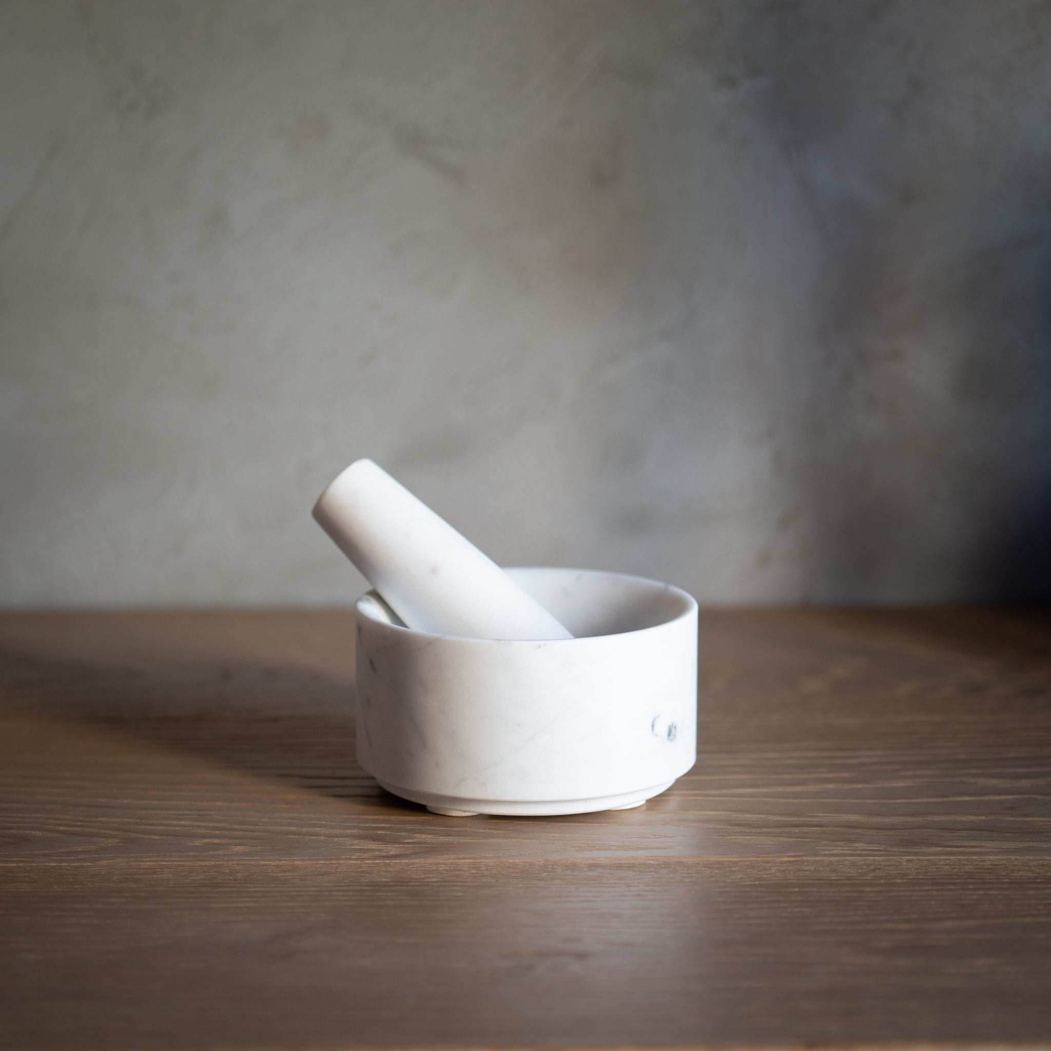 Ora Marble Mortar & Pestle | White - 13cm x 7cm