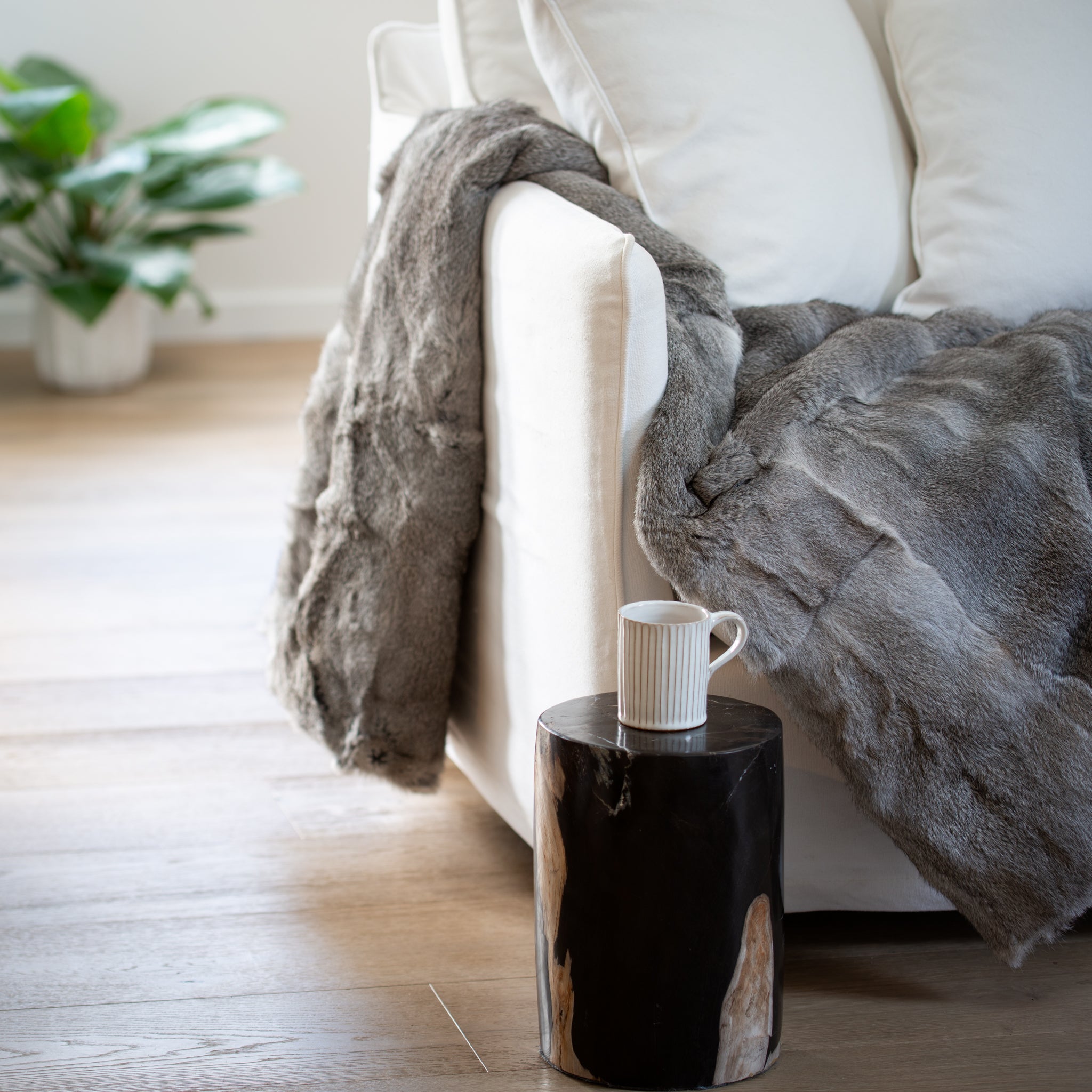 Arctic Rabbit Fur Throw | Full Skin Grey