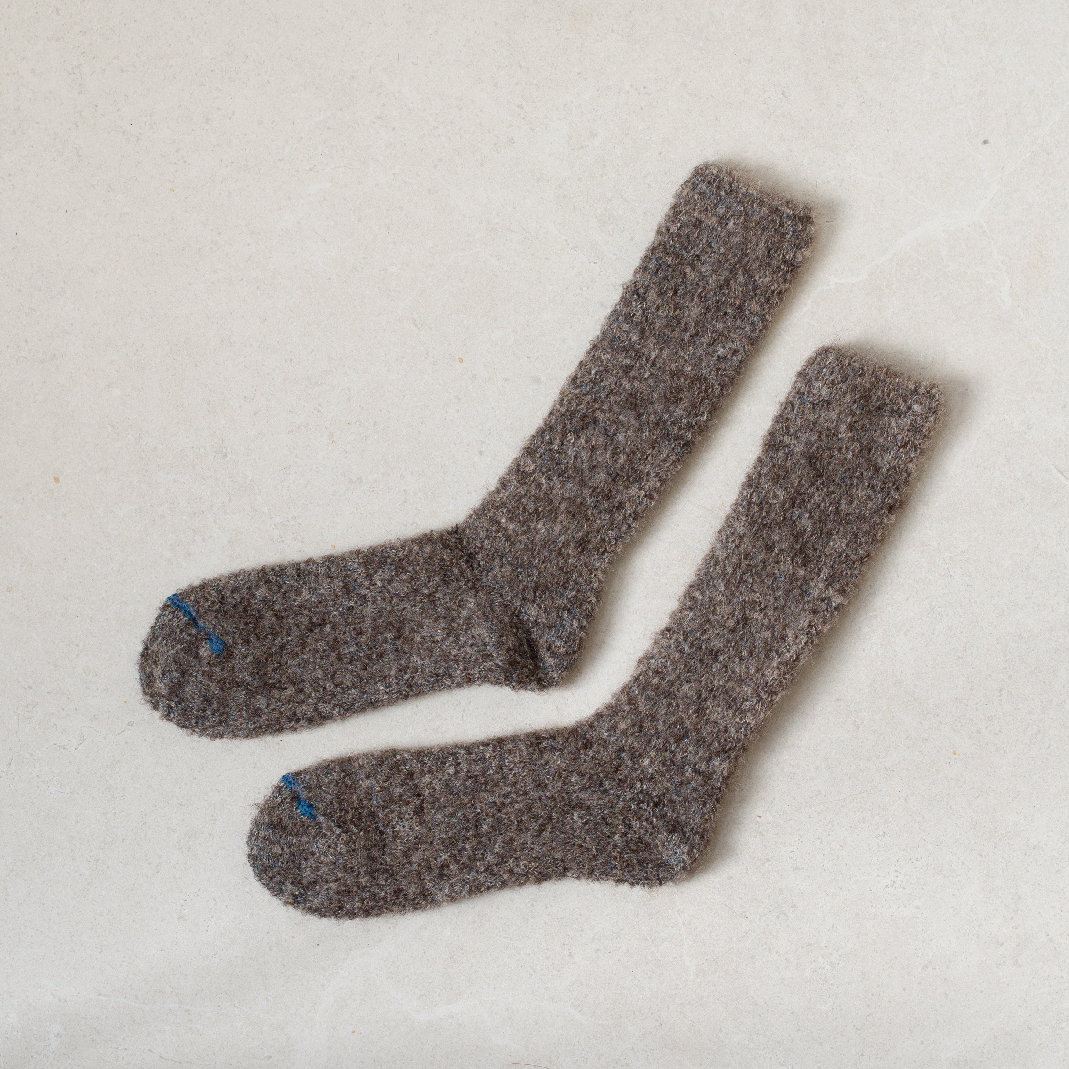 Yahae | Alpaca Loop Slipper Socks | Brown Fleck