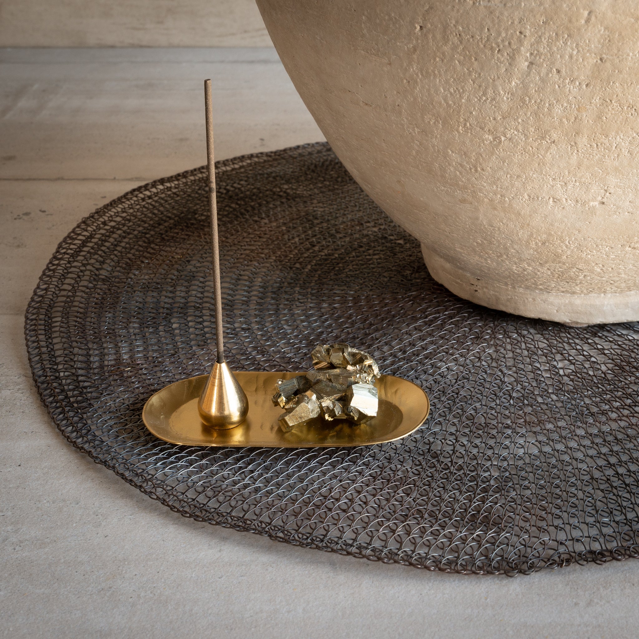 Hand Woven Wire Placemat | Burnished Plain