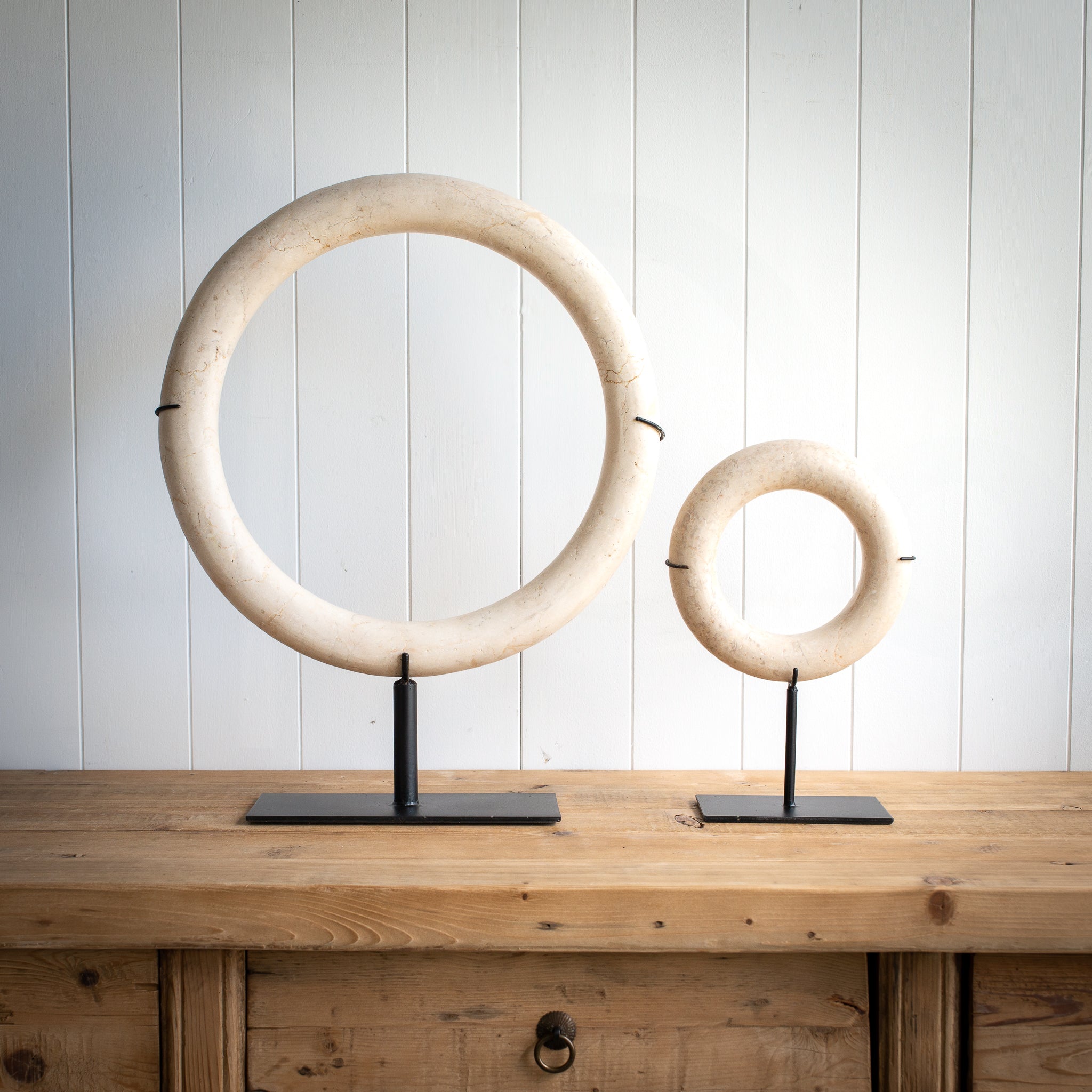 Marble Cirque on Stand | Small