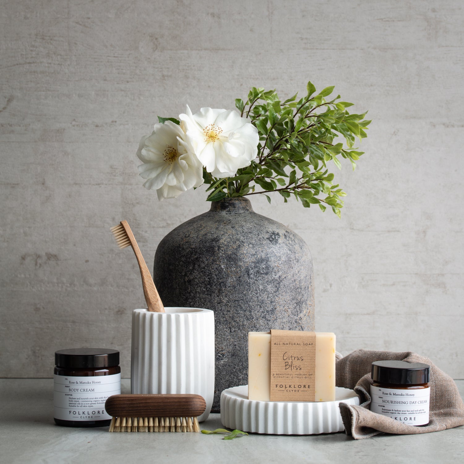 White Ribbed Marble Soap Dish | Round