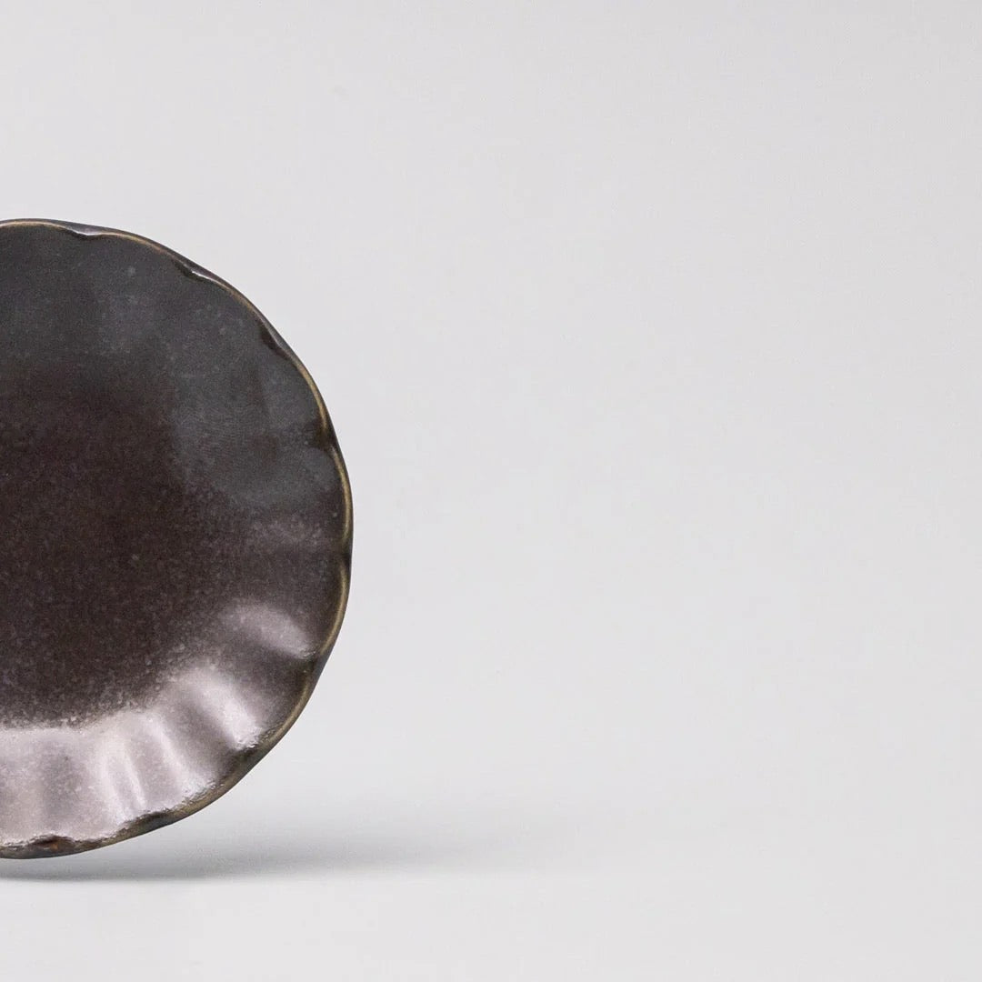 Japanese Ceramics | Frill Dish | Black Sunburst