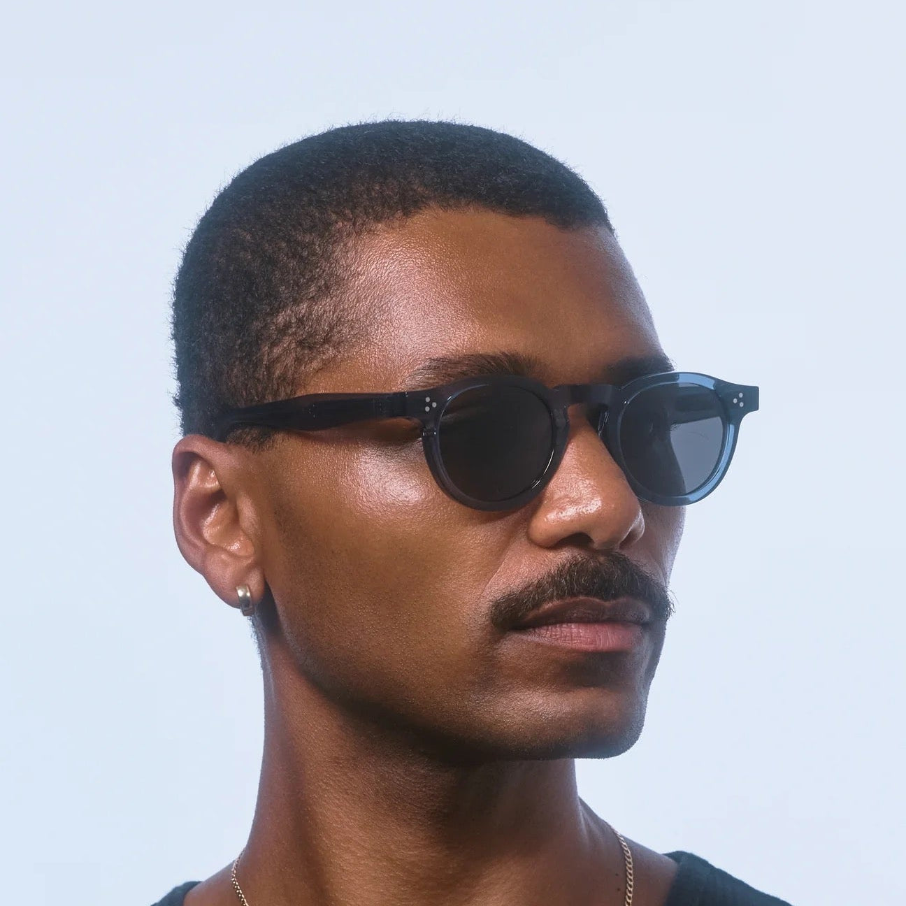 Isle of Eden Sunglasses | Drew | Transparent Blue