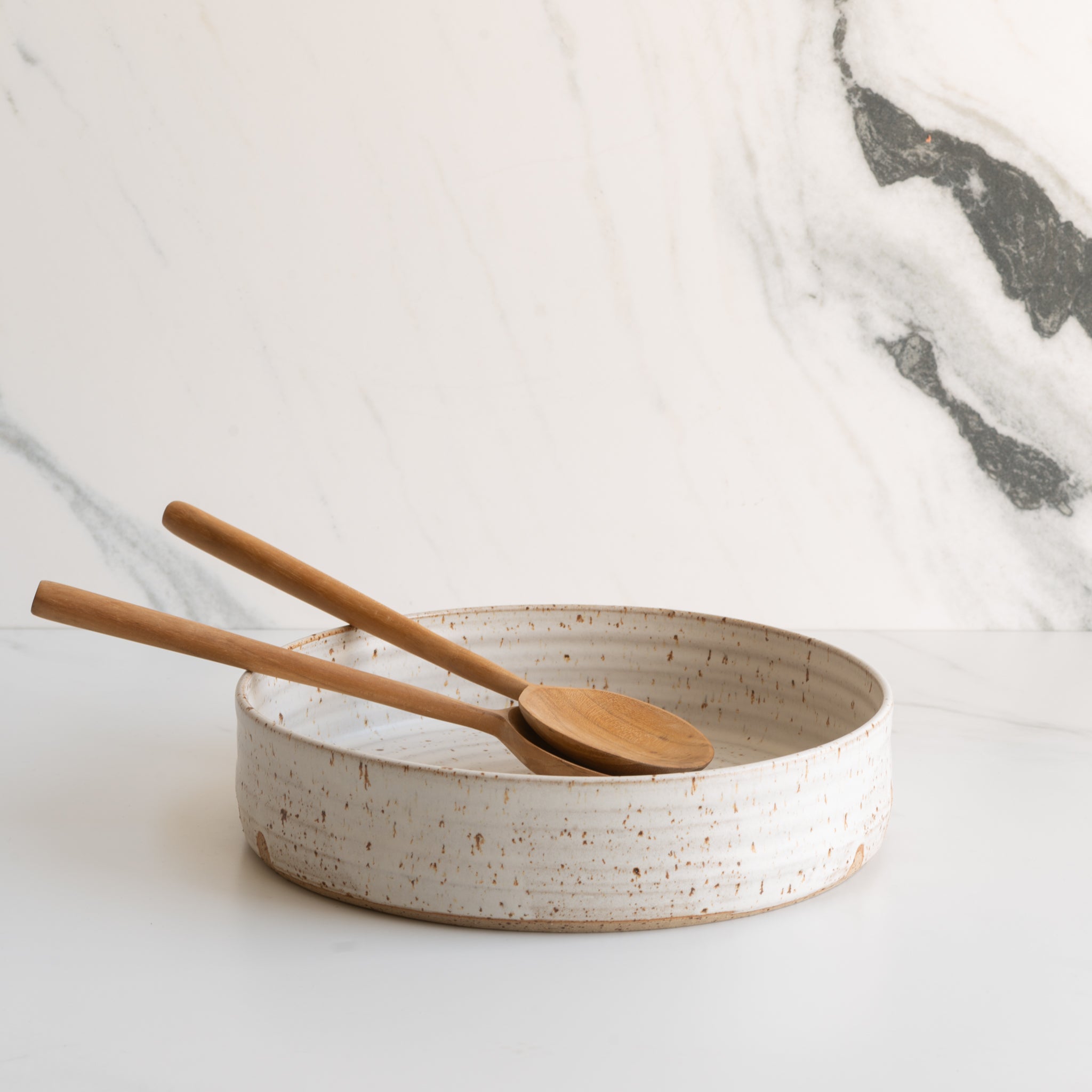 Anna Campbell | New Zealand Ceramics | Large Dish | White Speckle