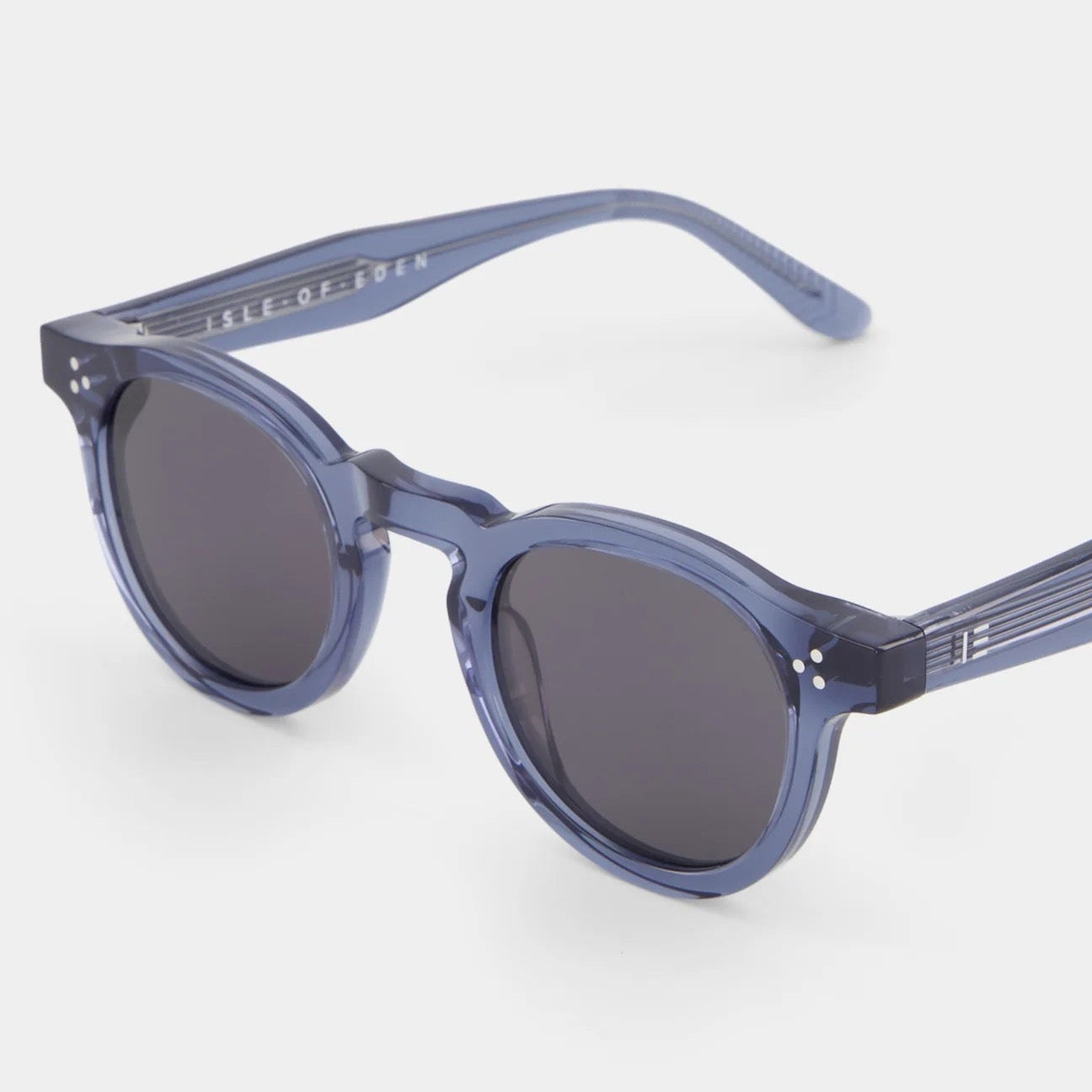 Isle of Eden Sunglasses | Drew | Transparent Blue