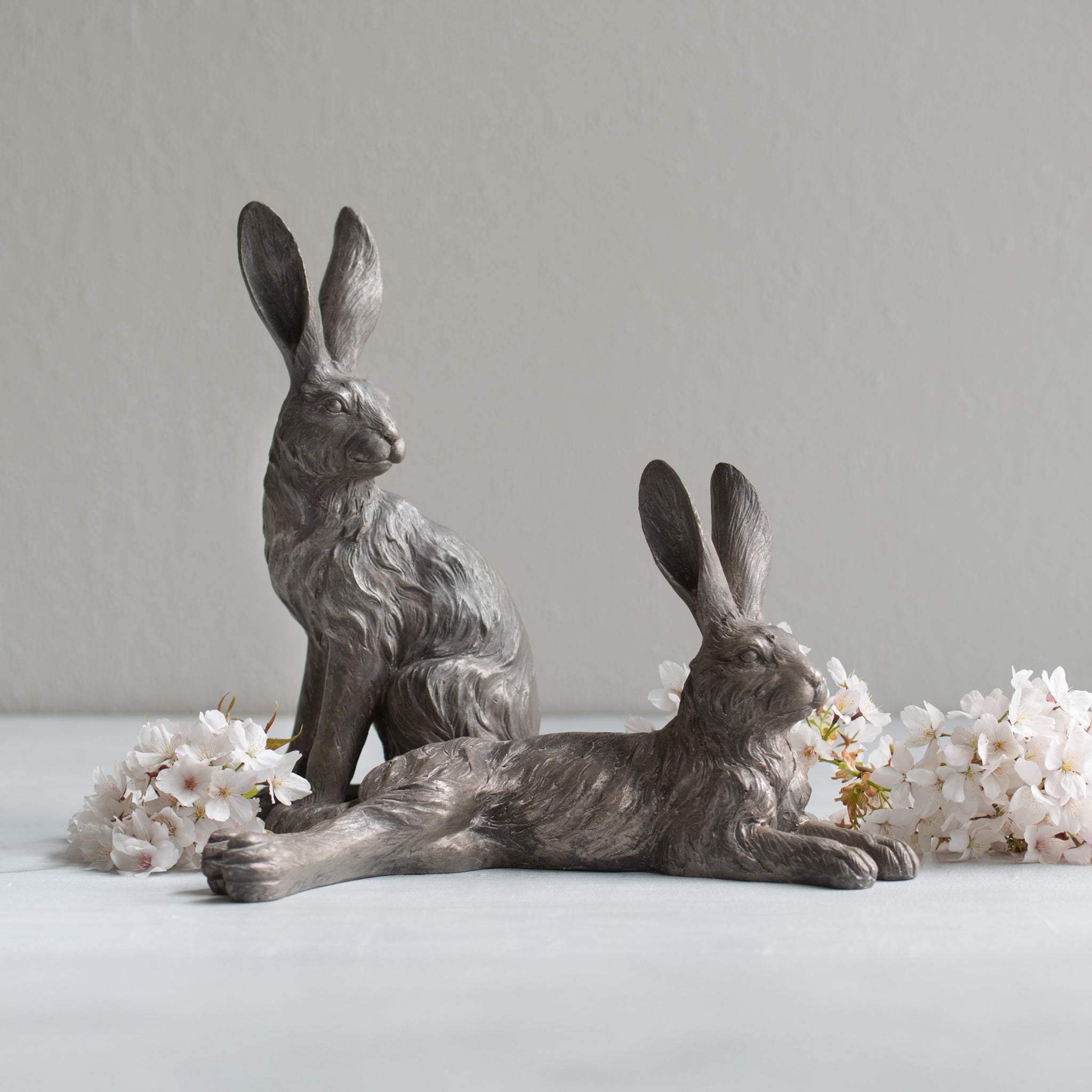 Country Hares | Medium | Pair
