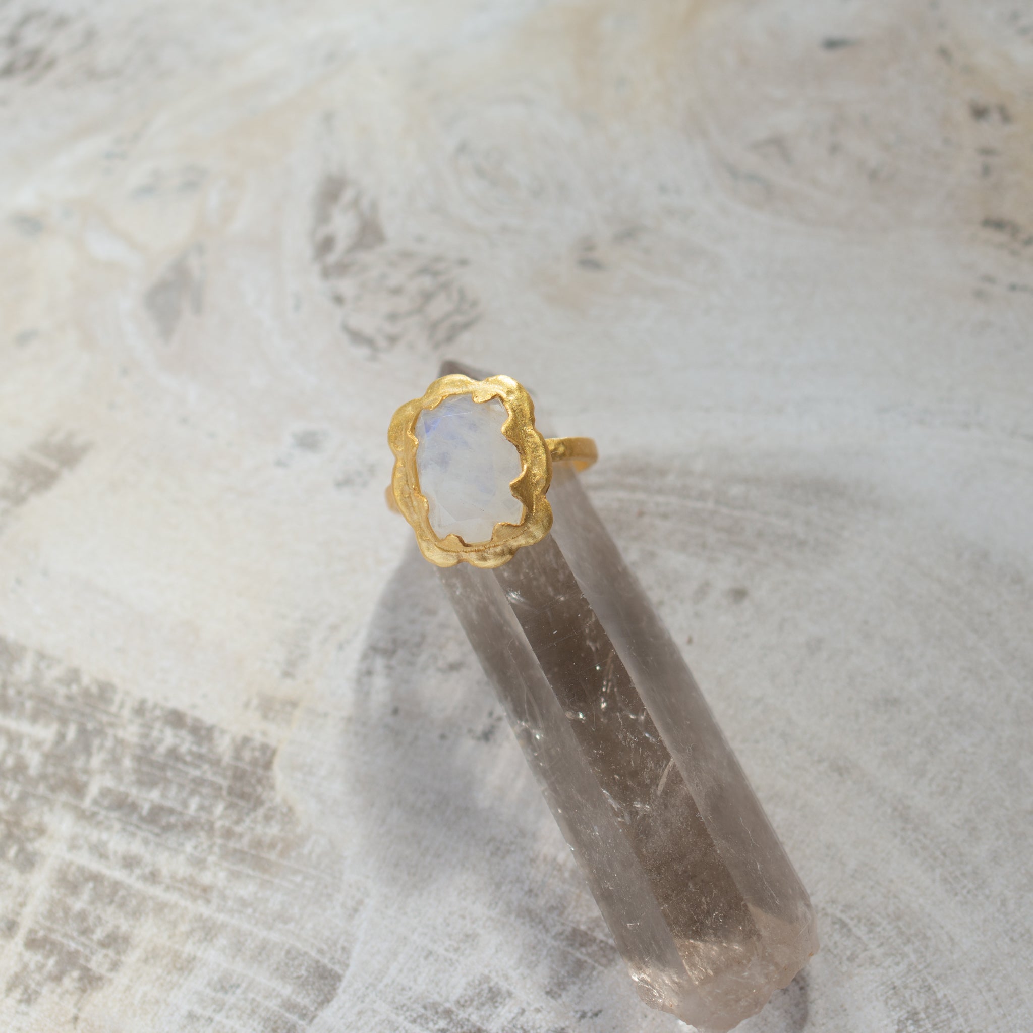 Crafted | Lune | Ring