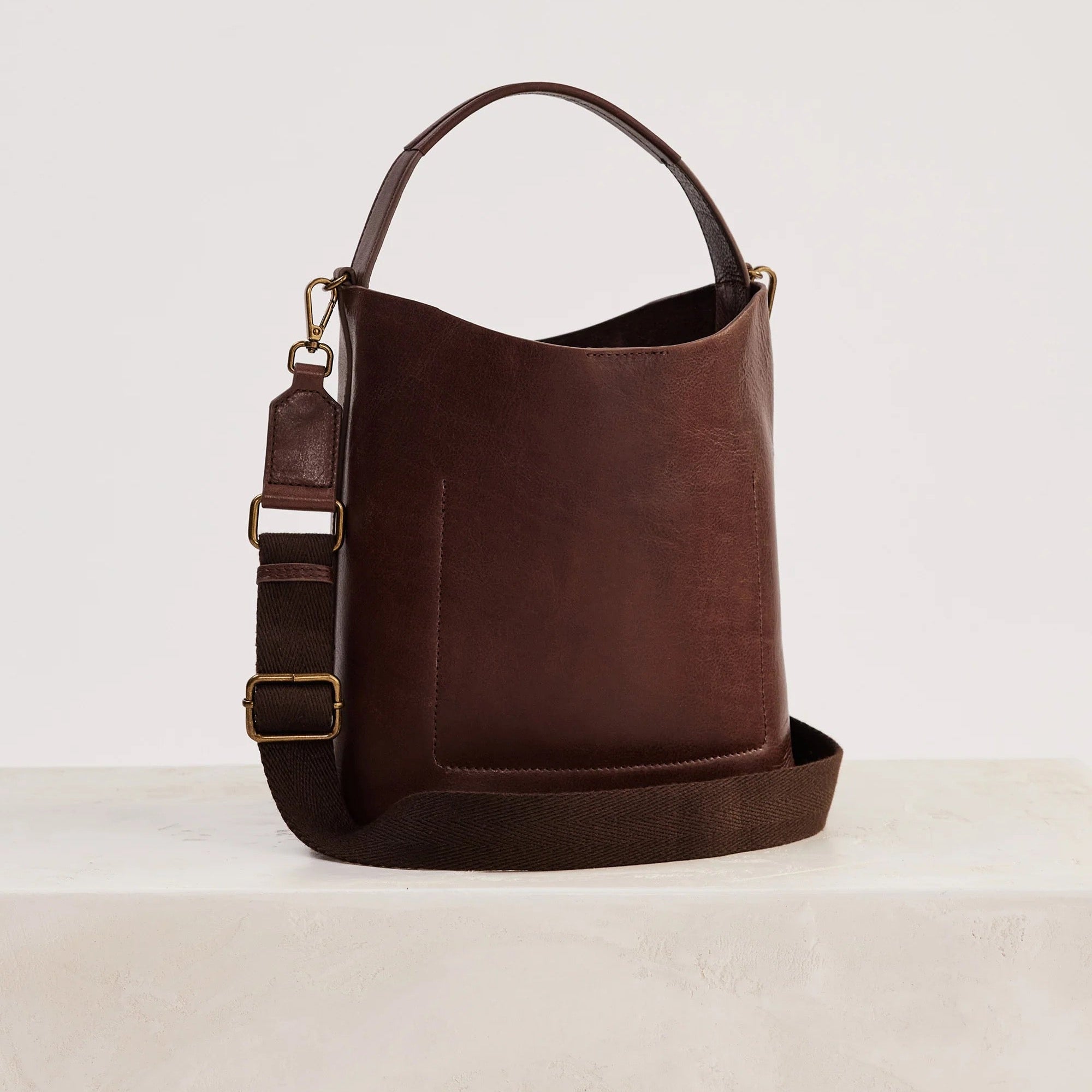 Juju & Co. | Leather Carmen Bag | Chocolate