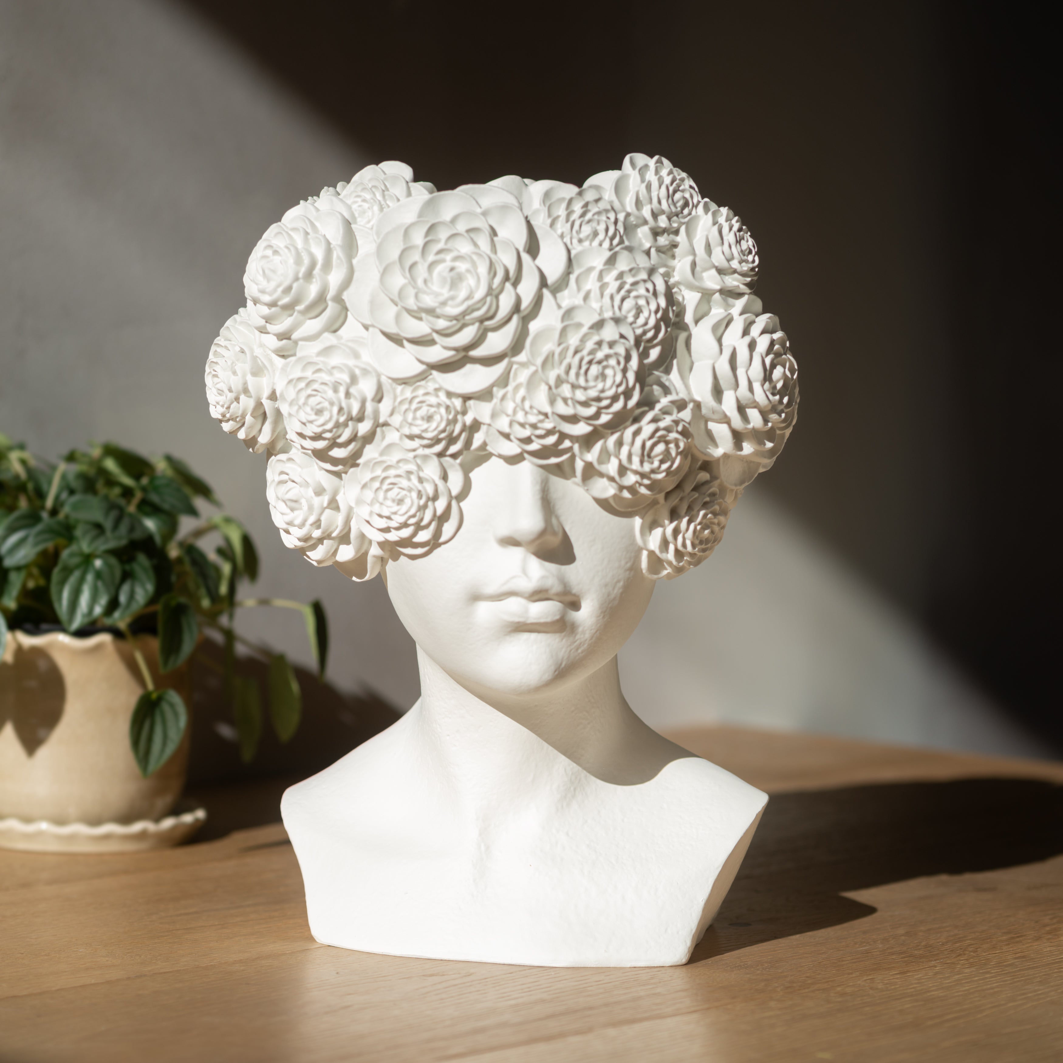 Flower Head Torso Vase | Etta