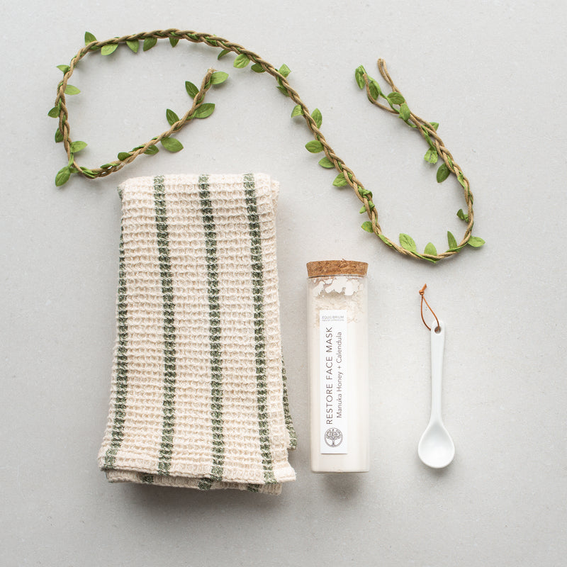 Christmas Bundle | Cotton Waffle Washcloth, Face Mask + Spoon