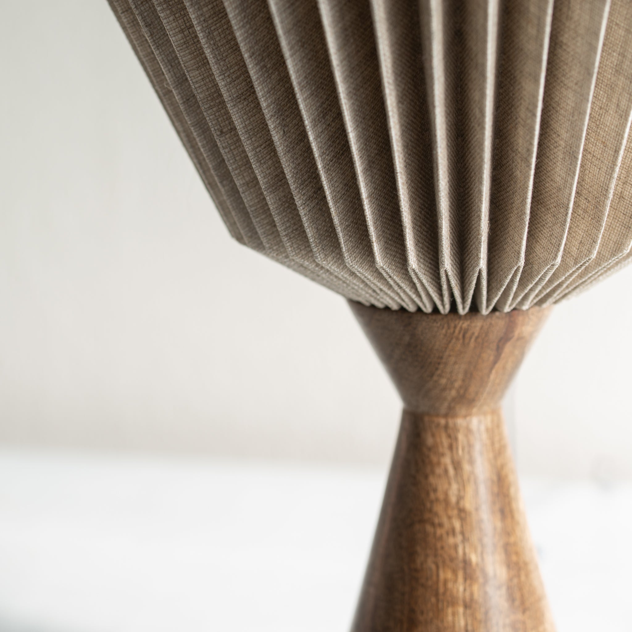 Fold | Linen Table Lamp | Ryuki | Natural
