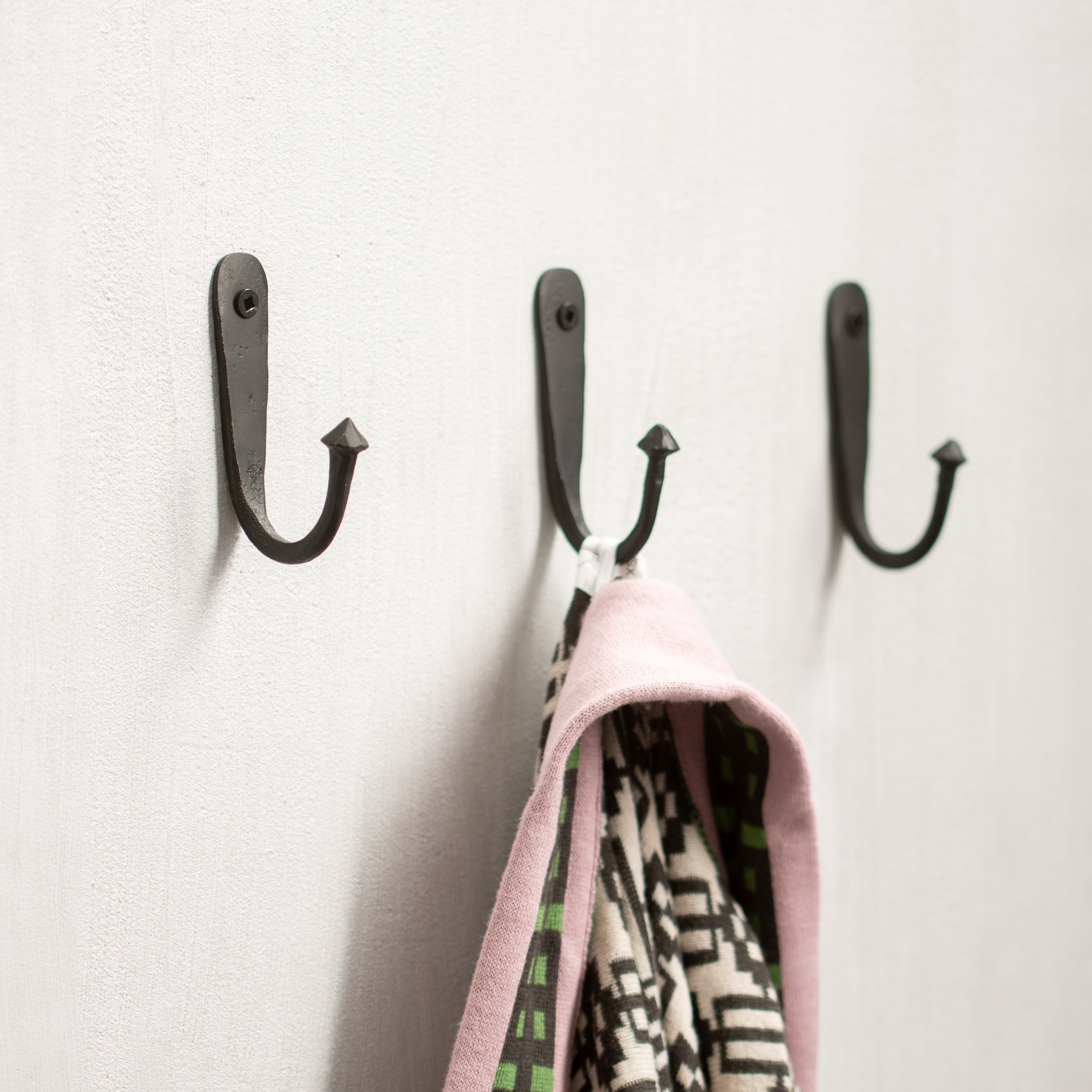 Forged | Foundry Hook | Iron | Black