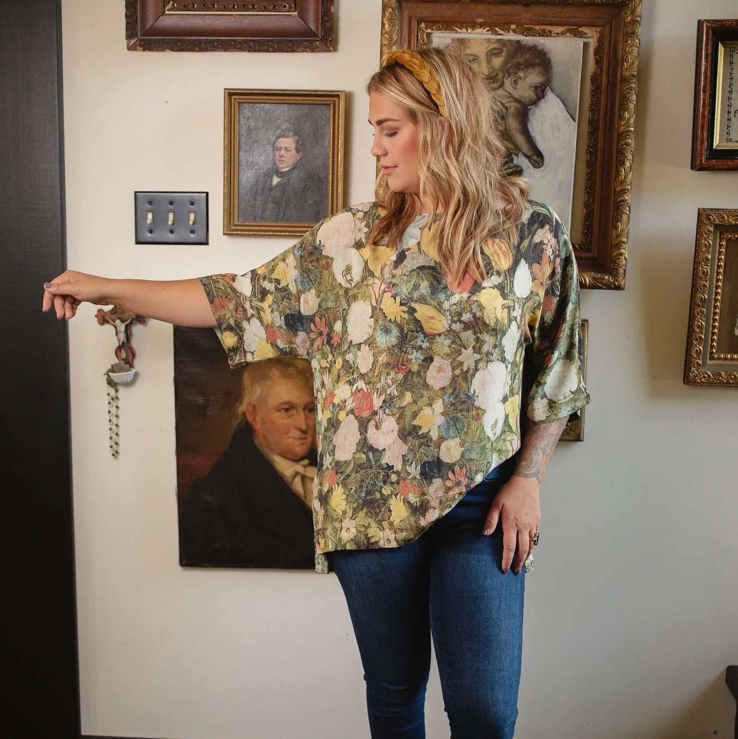 Luxe Tee | I Dream in Flowers