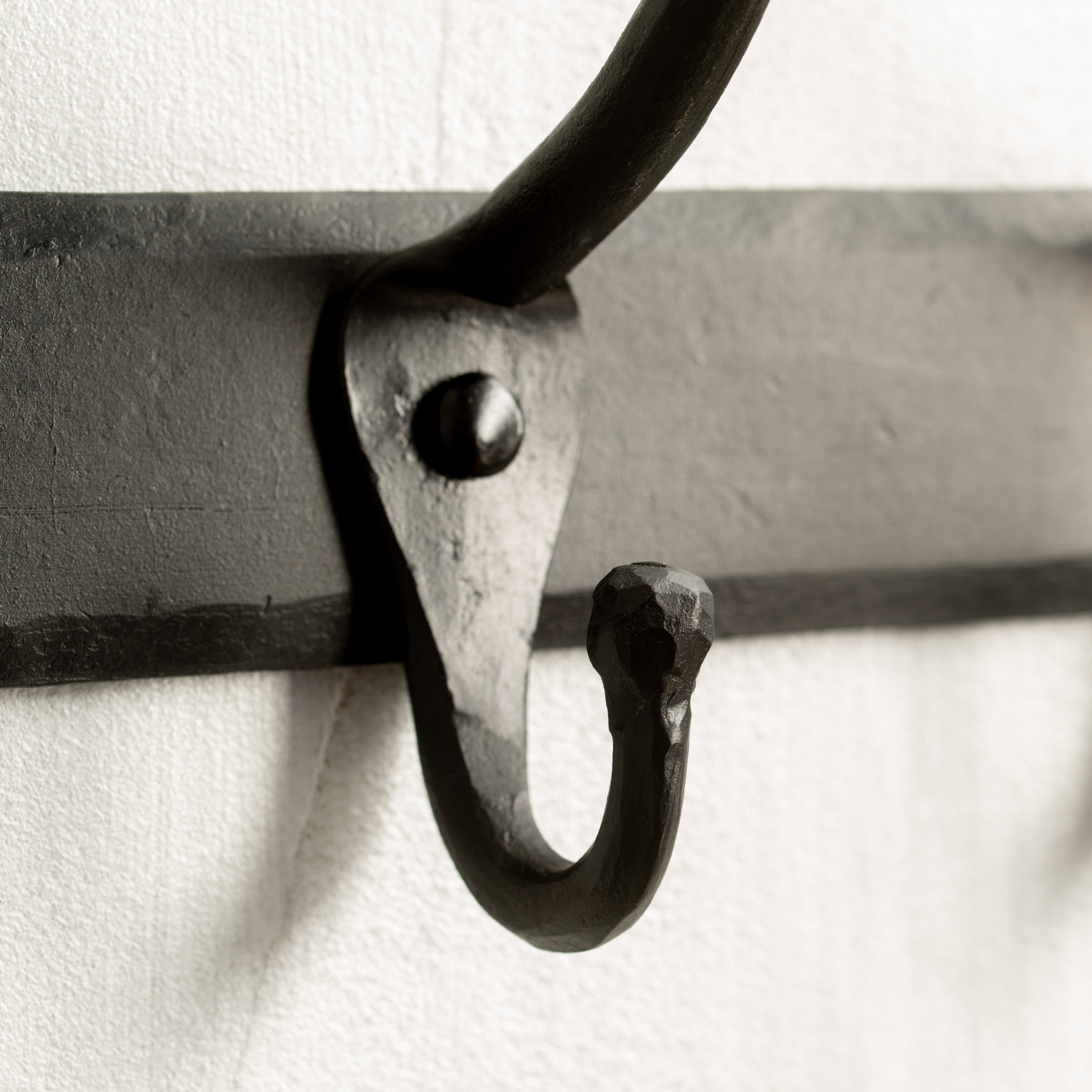 Forged | Umbra | 3 Hook