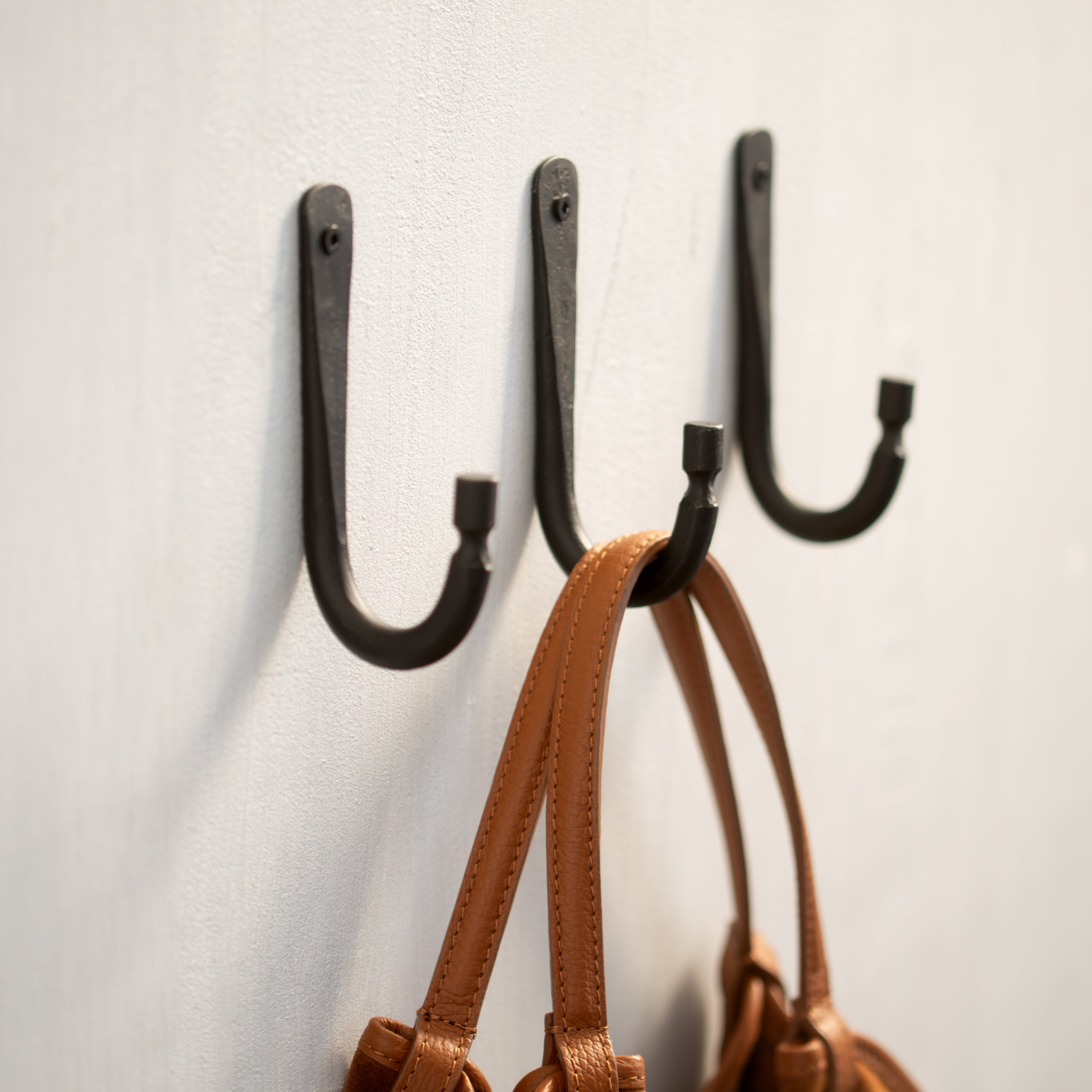 Forged | Anvil Hook | Iron | Black