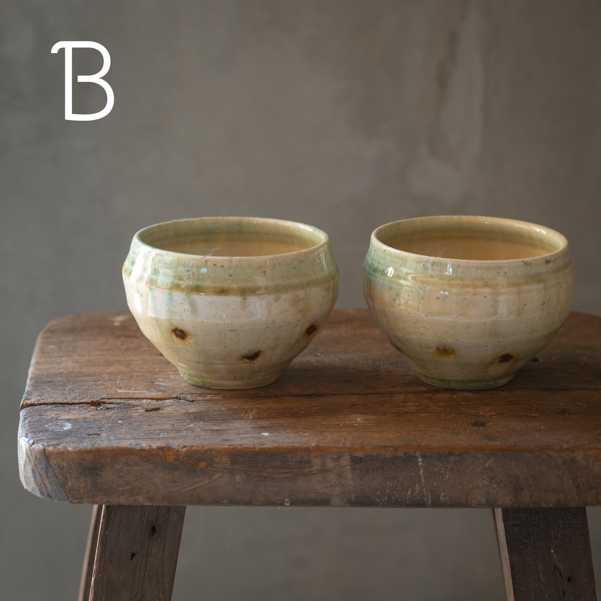 Japanese Ceramics | Ippuku |Tea Bowl | Set of 2